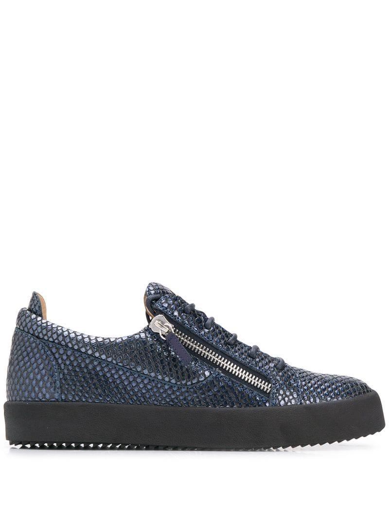 low top giuseppes