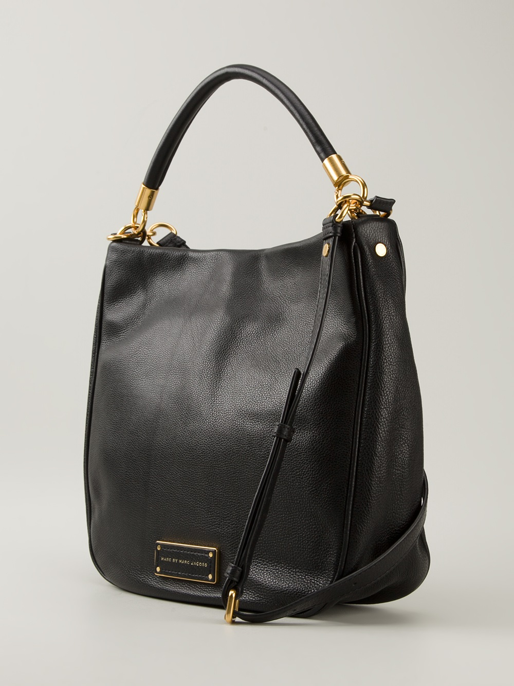 marc jacobs hobo bag black