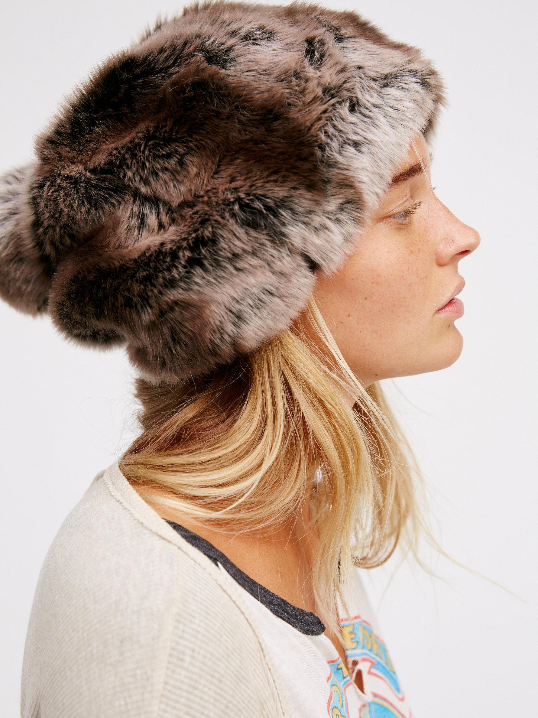 pom pom earrings fur faux in Fur Brown  People Faux  Slouchy Free Beanie Lyst