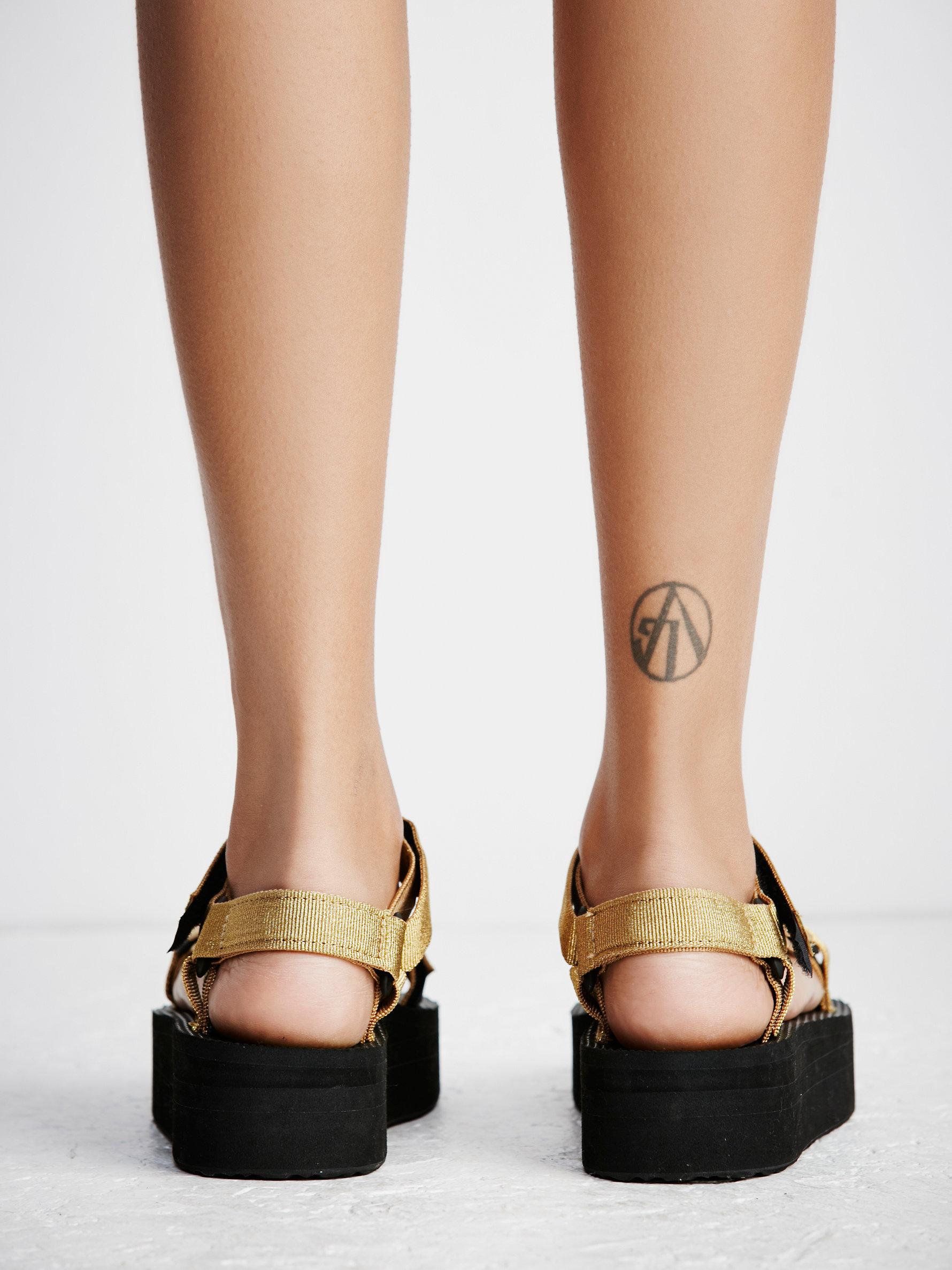womens flatform universal