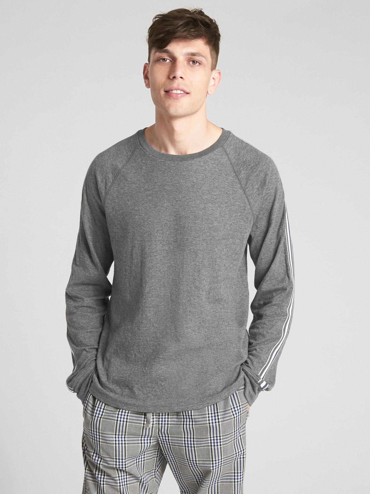 Download Lyst - Gap Double-face Long Sleeve Raglan T-shirt in Gray ...