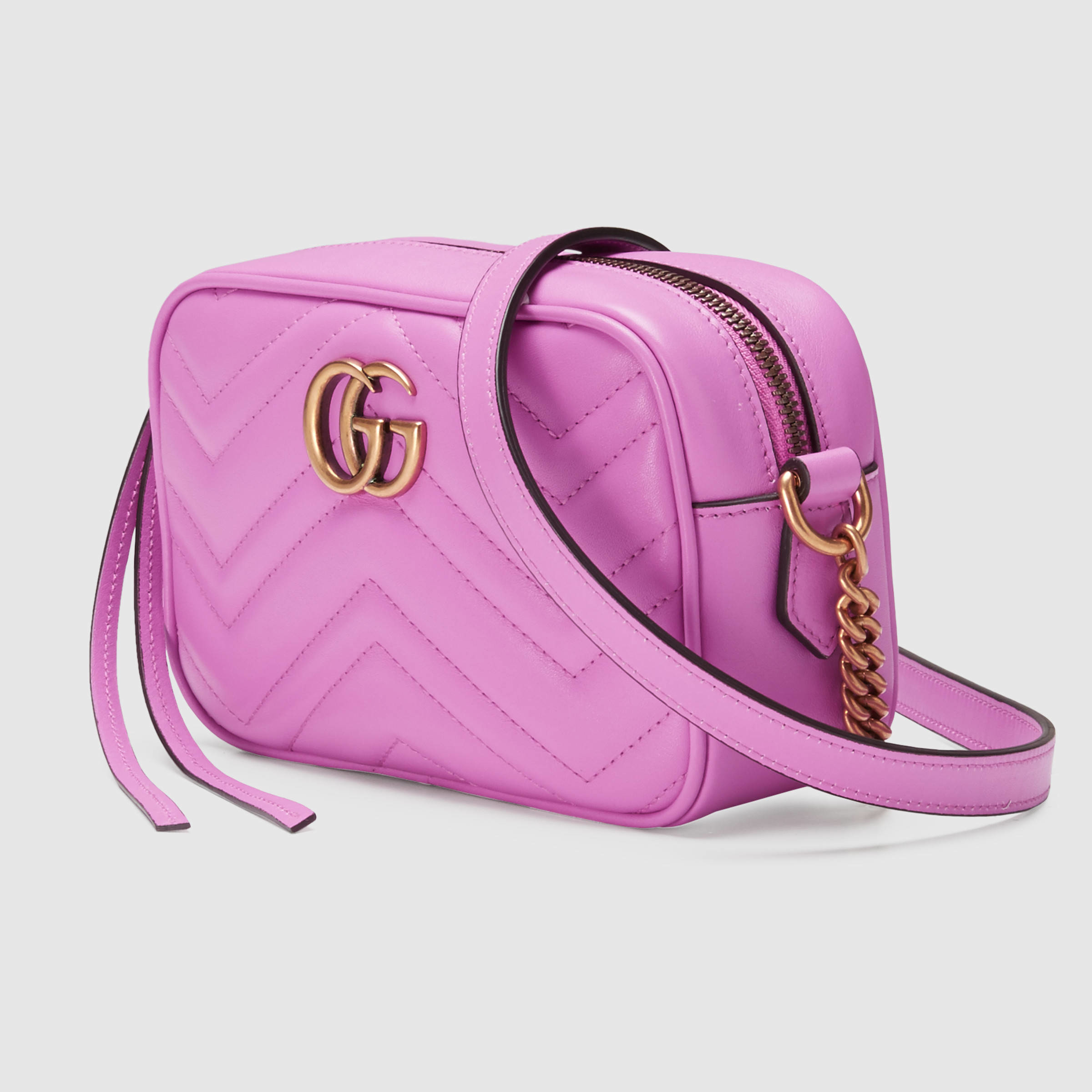 Gucci GG Marmont Matelassé Leather Mini Shoulder Bag in Pink | Lyst