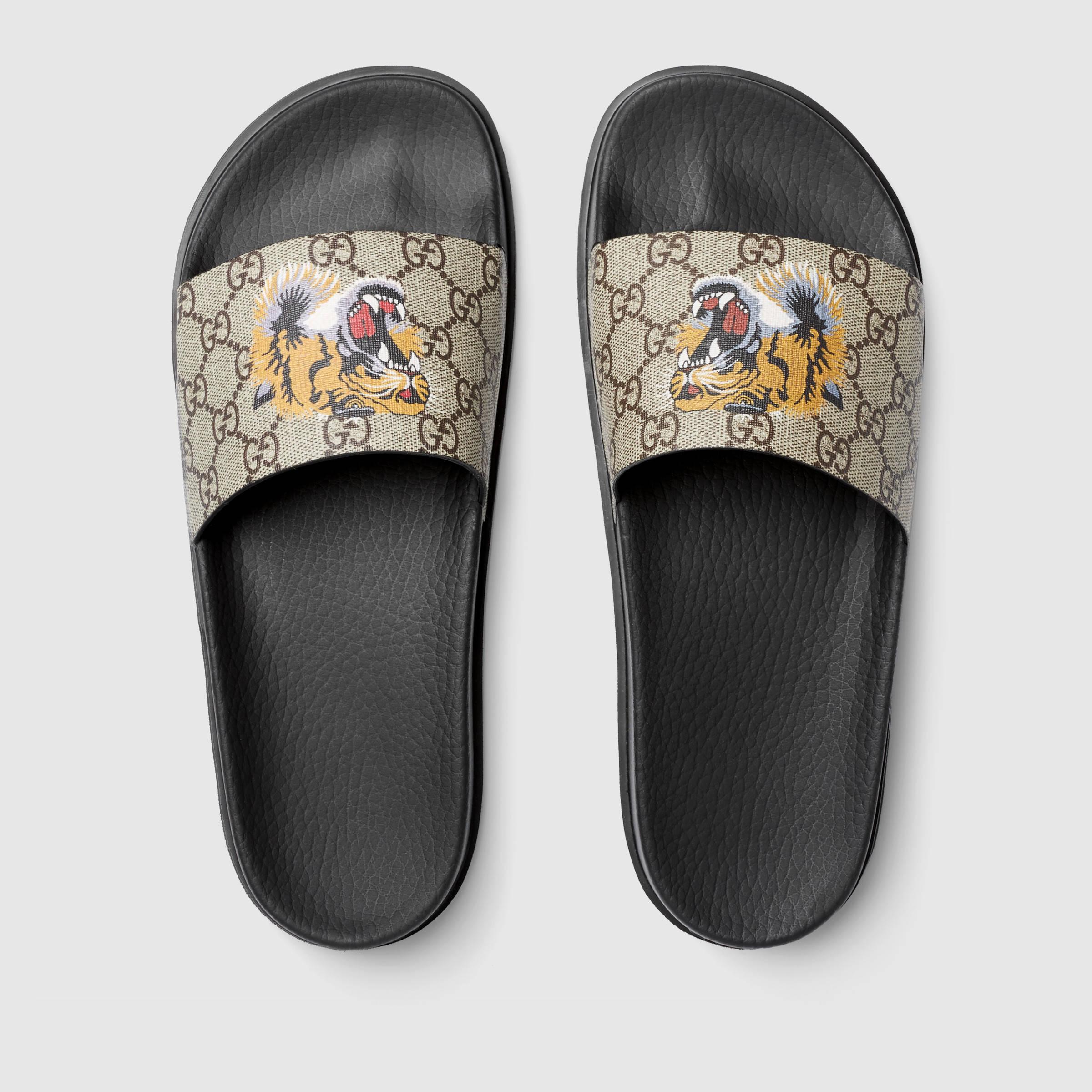 Gucci Gg Supreme Tiger Slide Sandal | Lyst