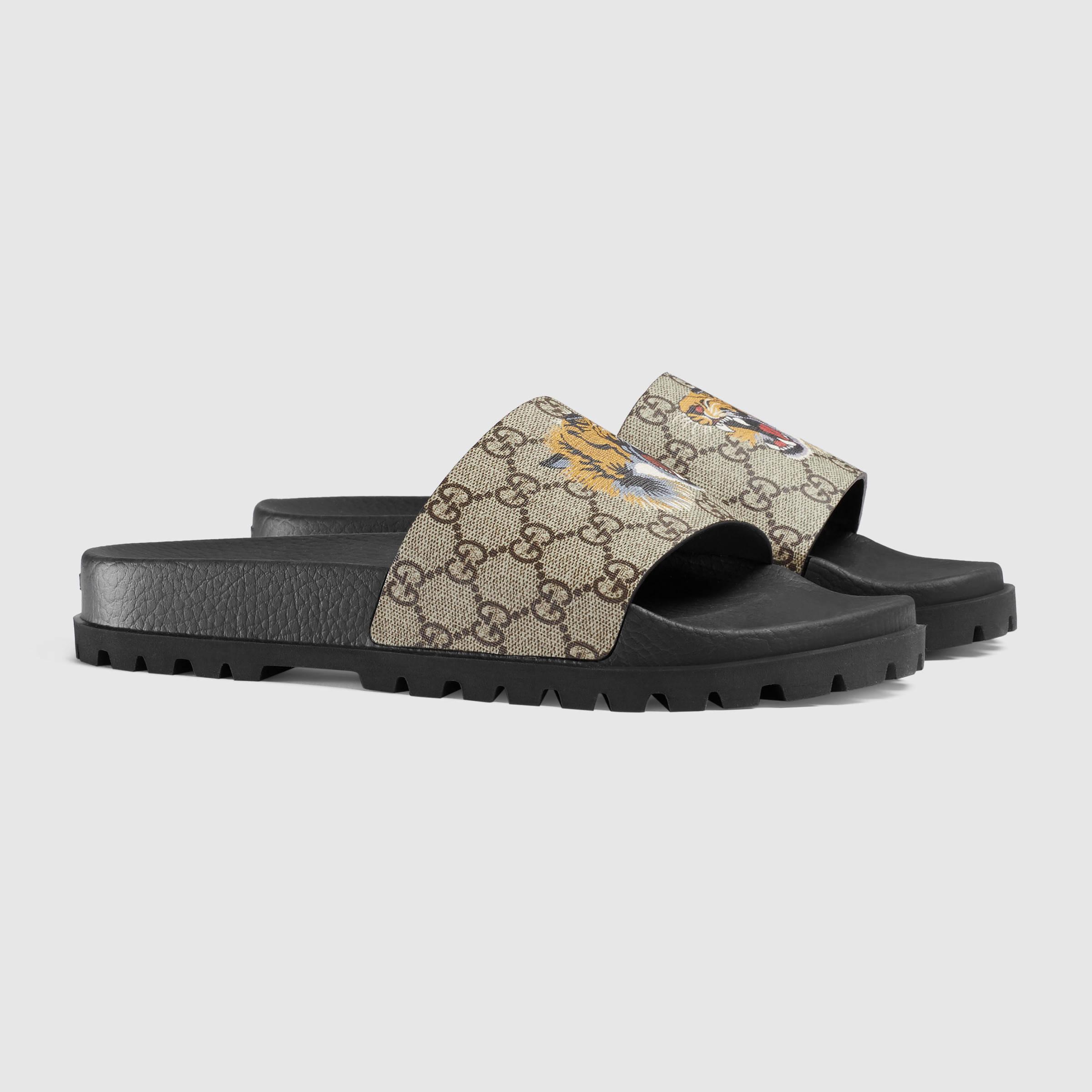Gucci Gg Supreme Tiger Slide Sandal | Lyst