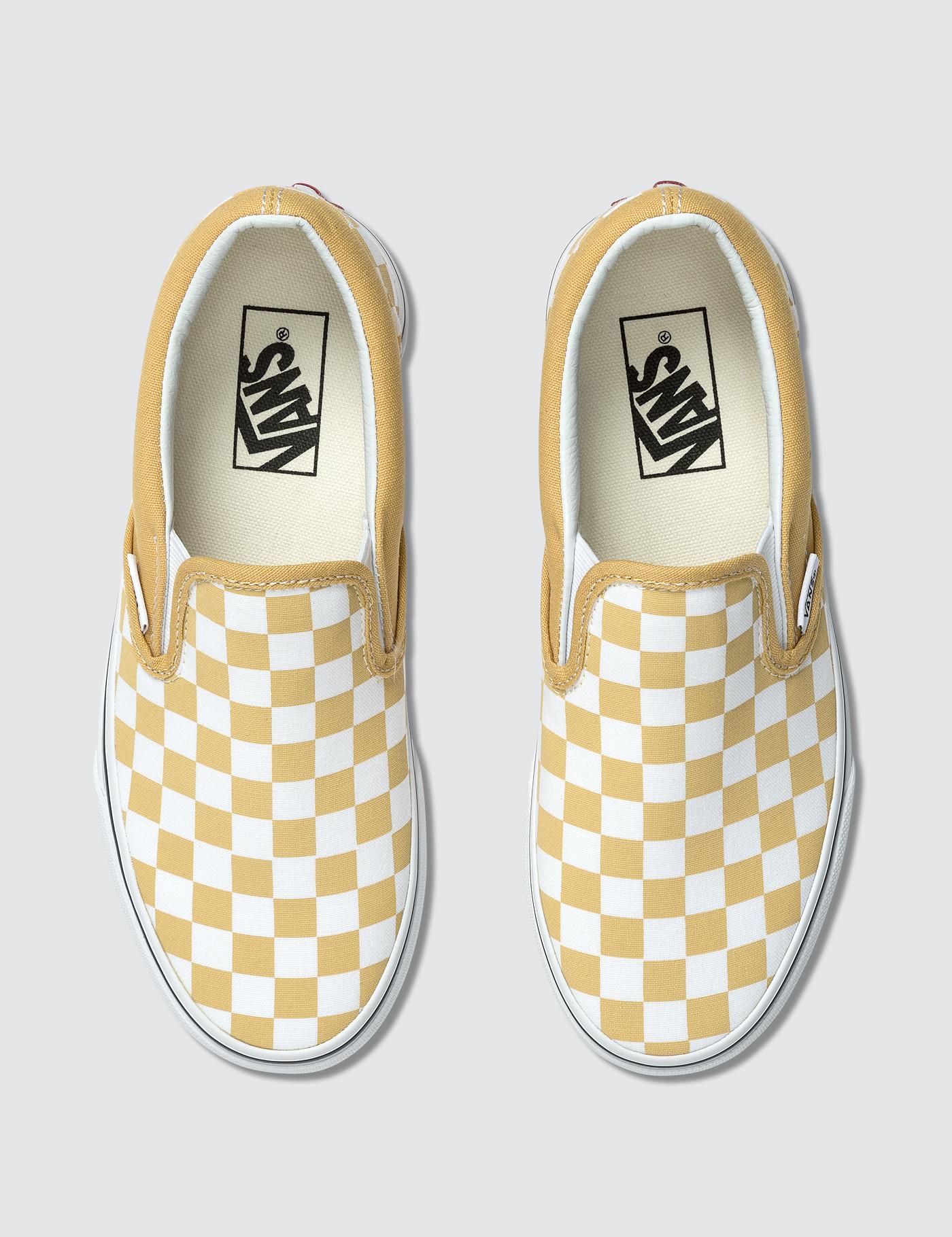 Vans Classic Slipon in Yellow Lyst