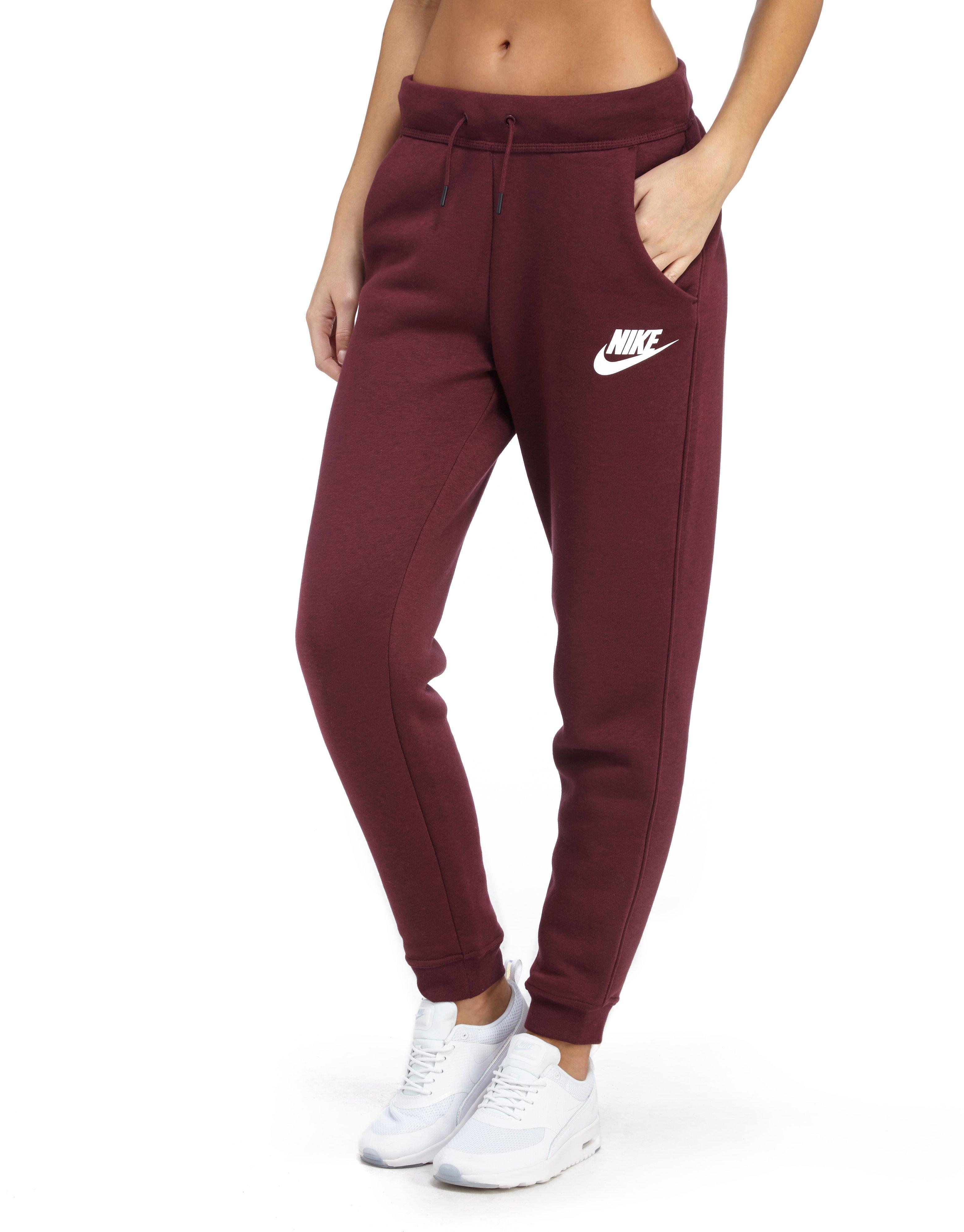 Lyst - Nike Rally Jogger in Red