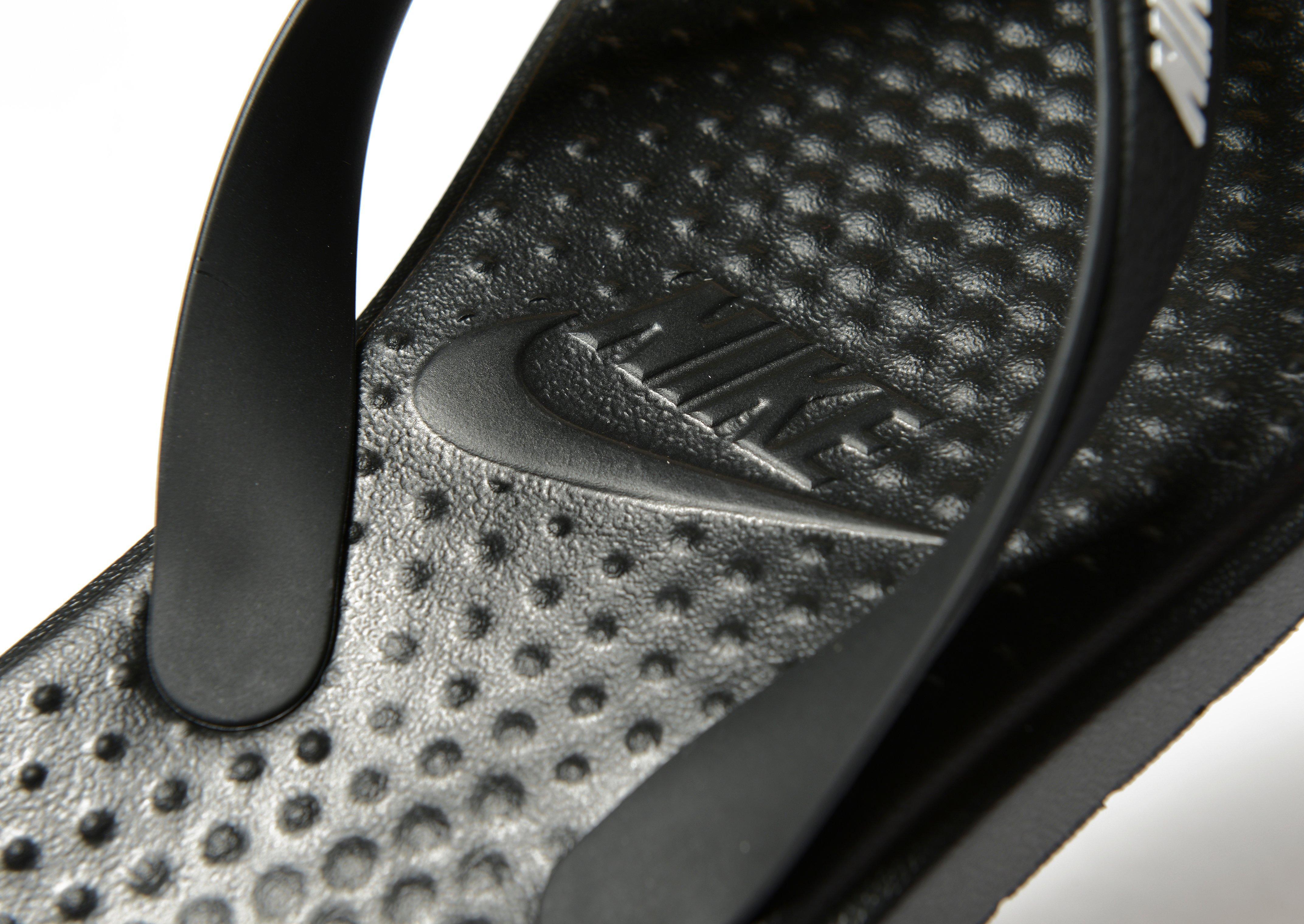 nike solay flip flops black