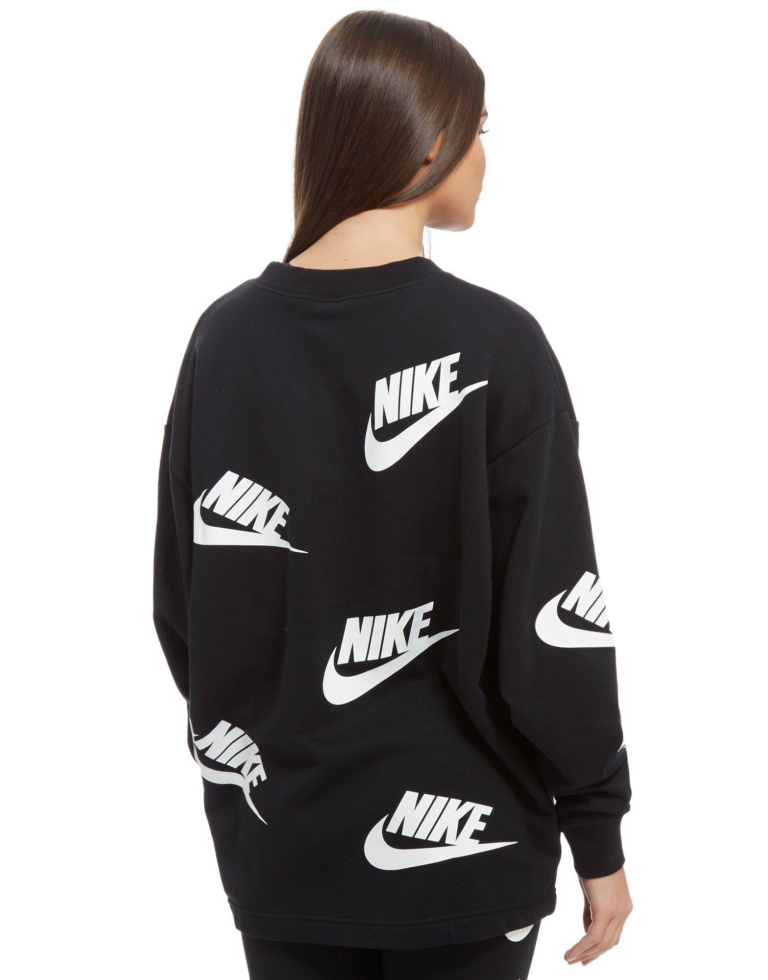 nike logo sweatshirt