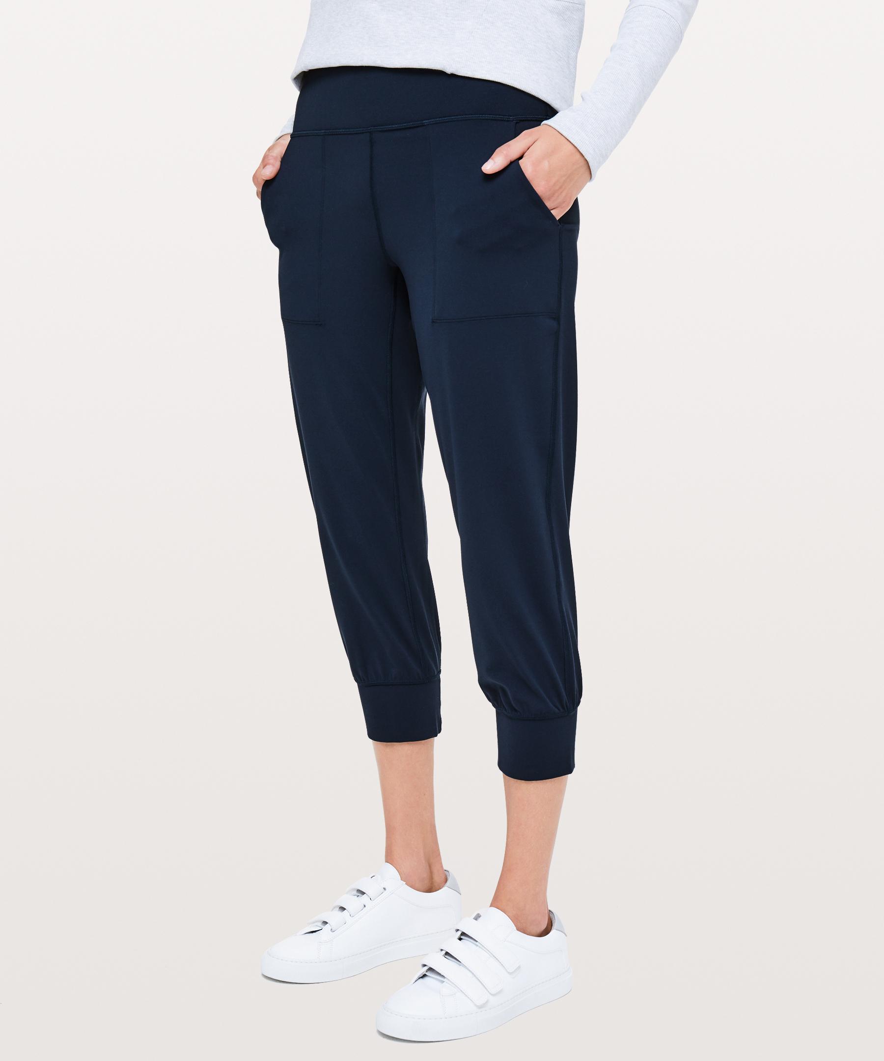 lulu align jogger crop