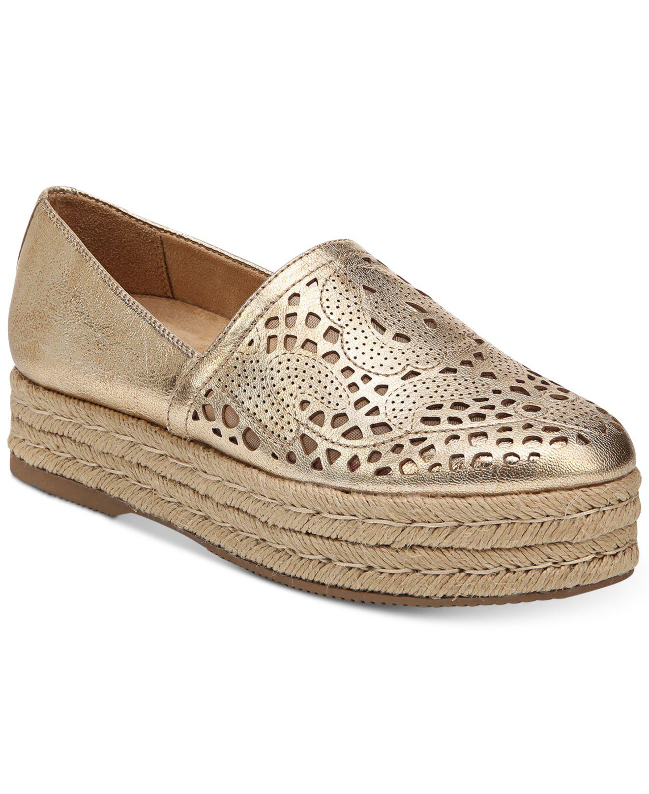 thea platform sneaker