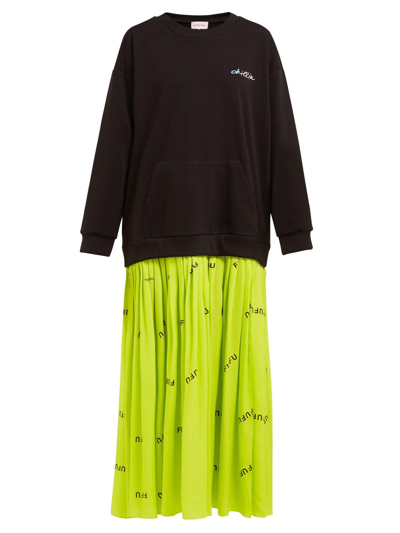 sweatshirt maxi skirt