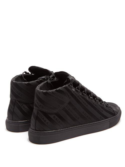 black balenciaga low sneakers