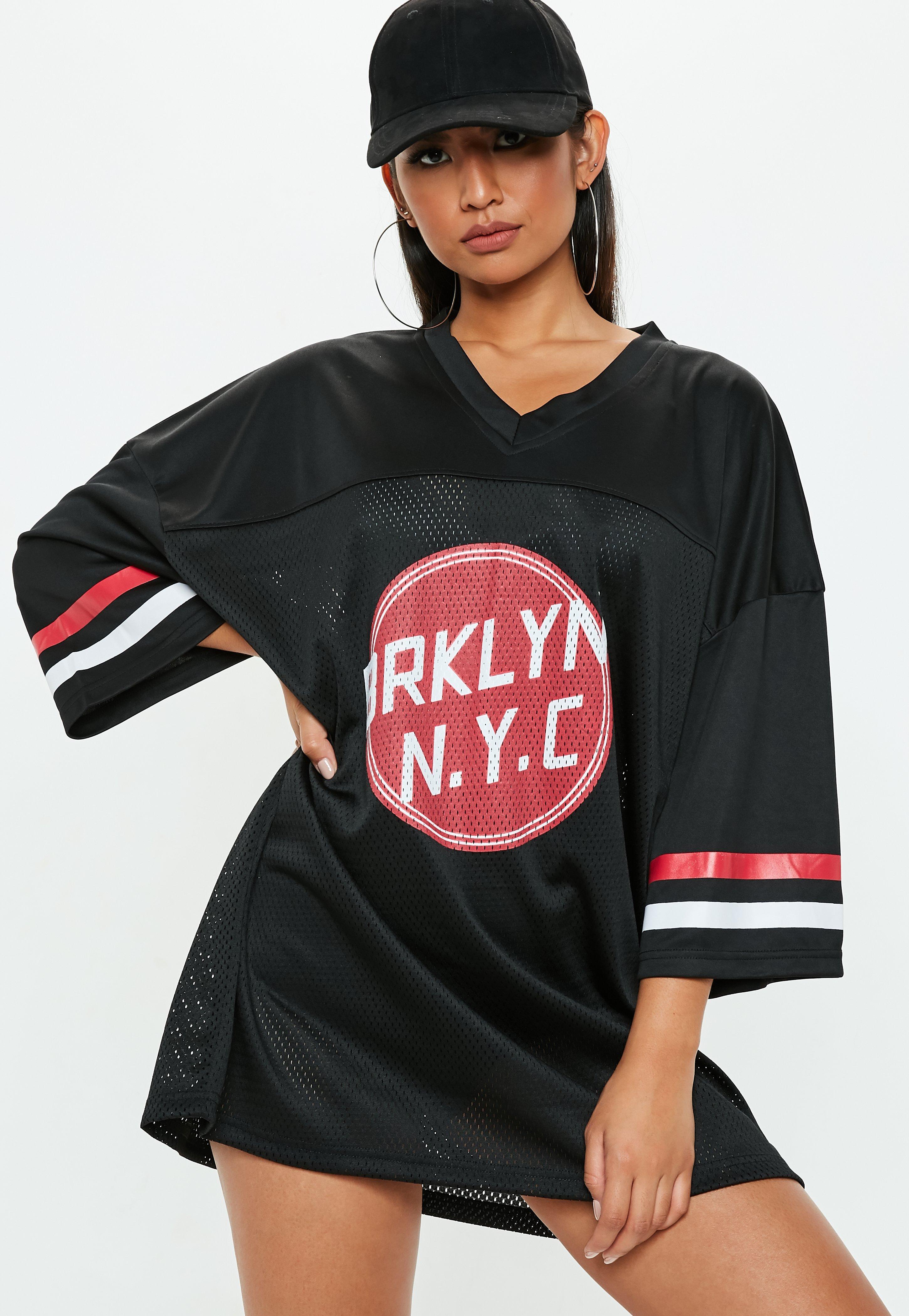 Download Missguided Black Oversized American Football T Shirt in ...