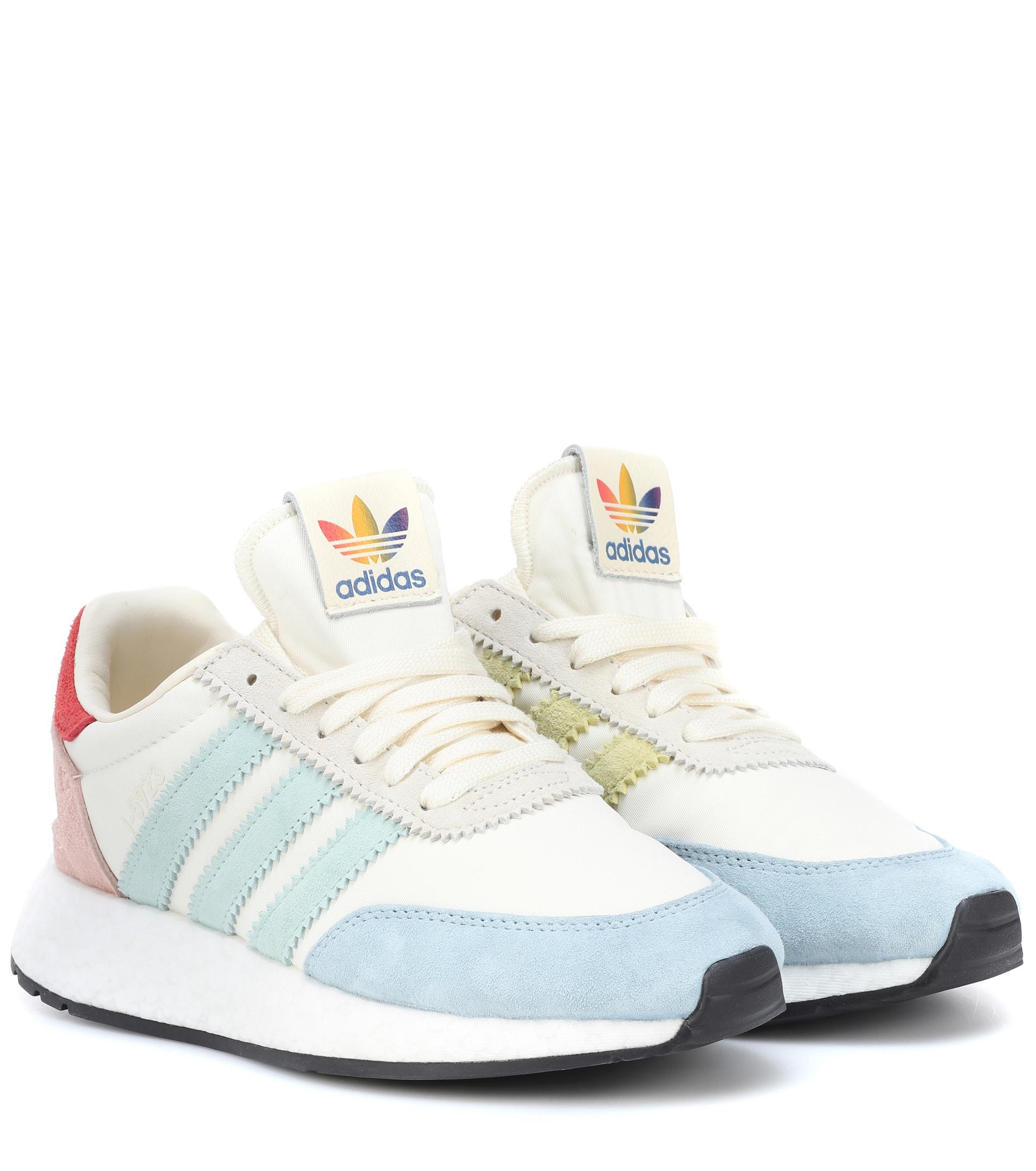 Lyst adidas originali - 5923 runner orgoglio scarpe bianche Lyst adidas originali - 5923 runner orgoglio scarpe bianche