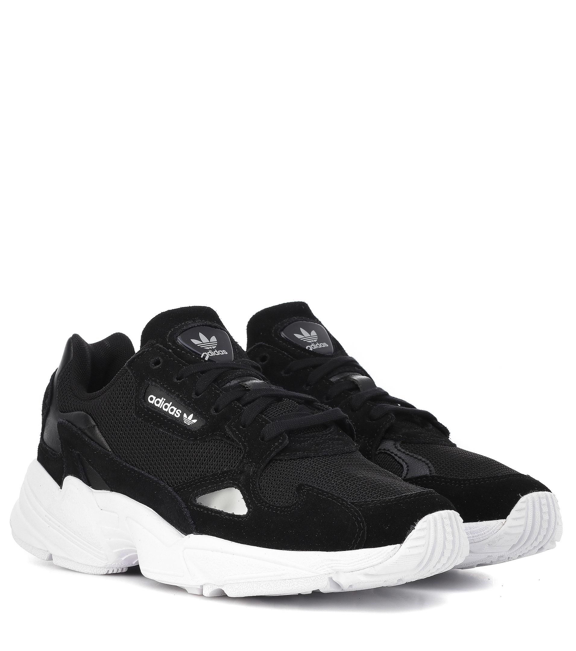 adidas falcon men