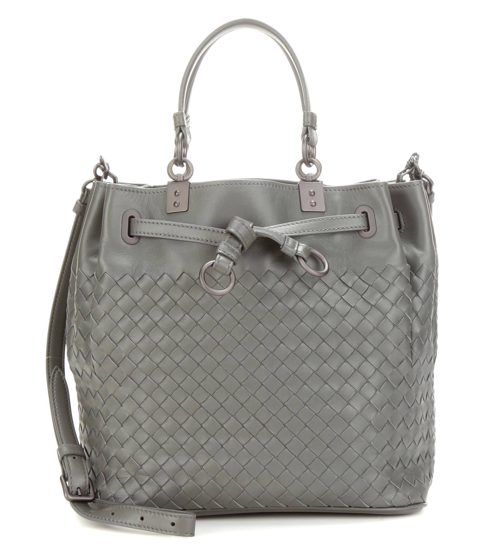 bottega veneta bucket bag