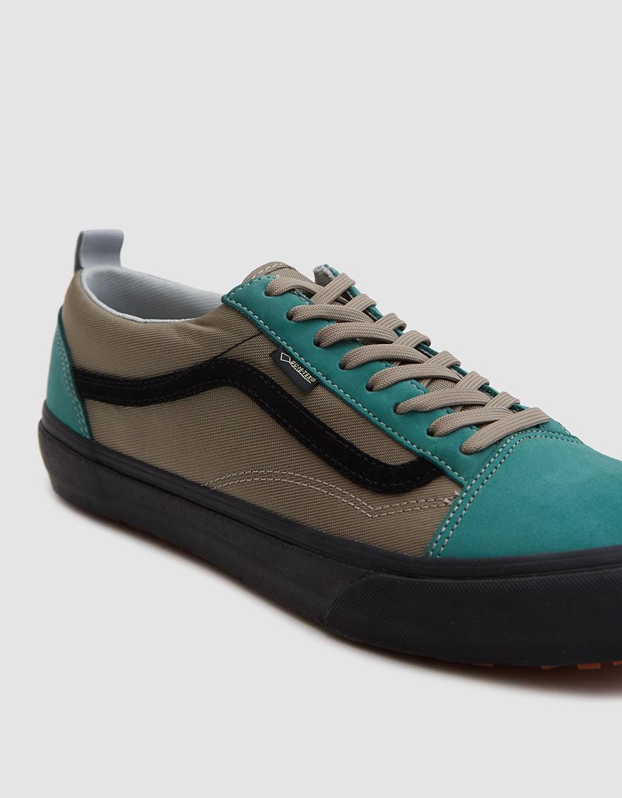 vans gore tex trainers