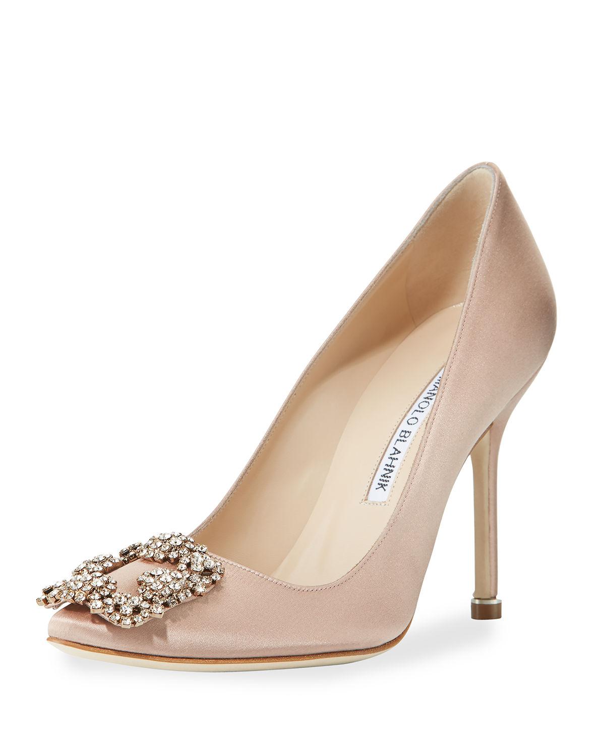 hangisi 105 embellished satin pumps