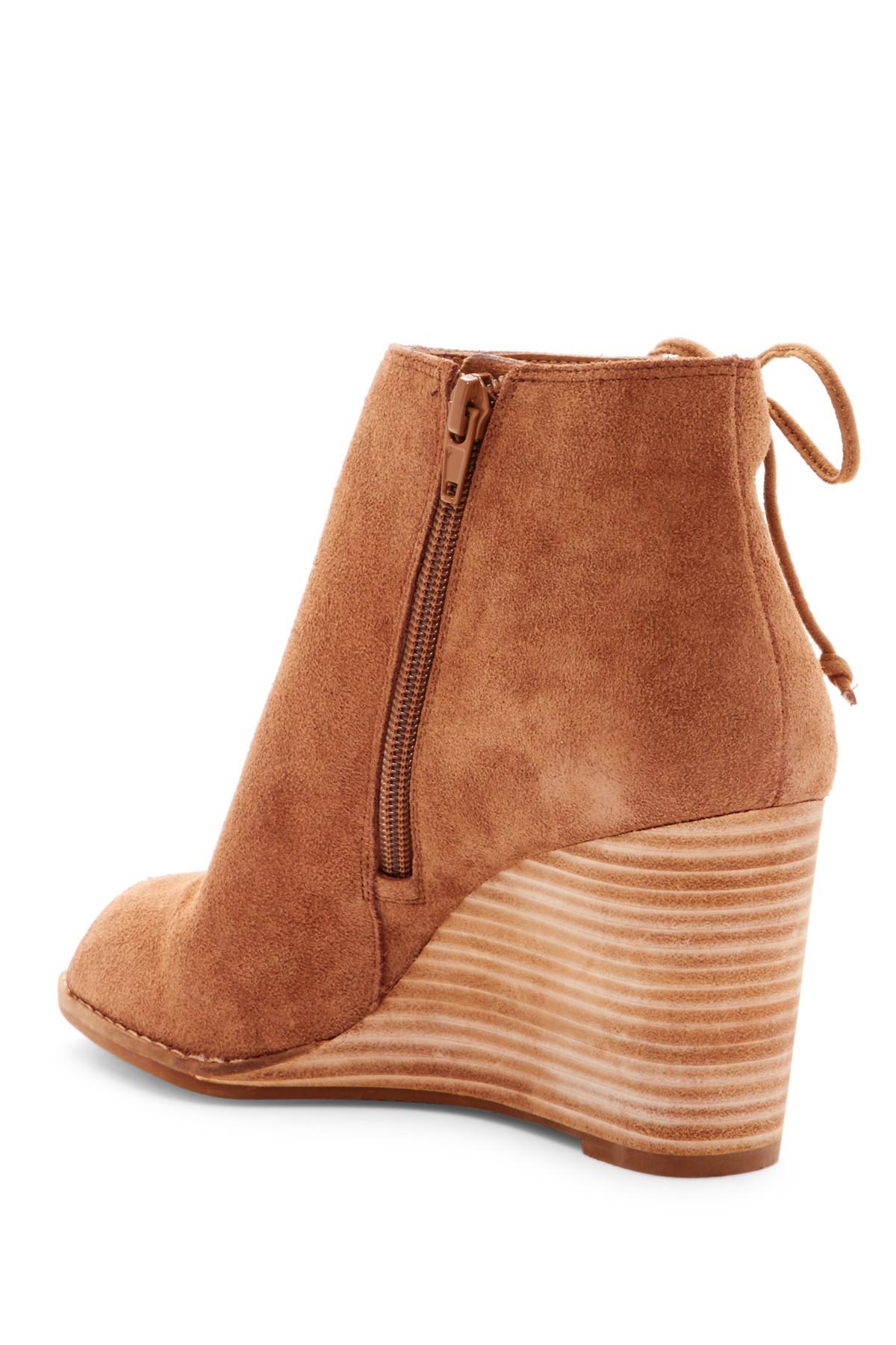 Lyst Lucky Brand Jaevin Peep Toe Wedge Bootie In Brown