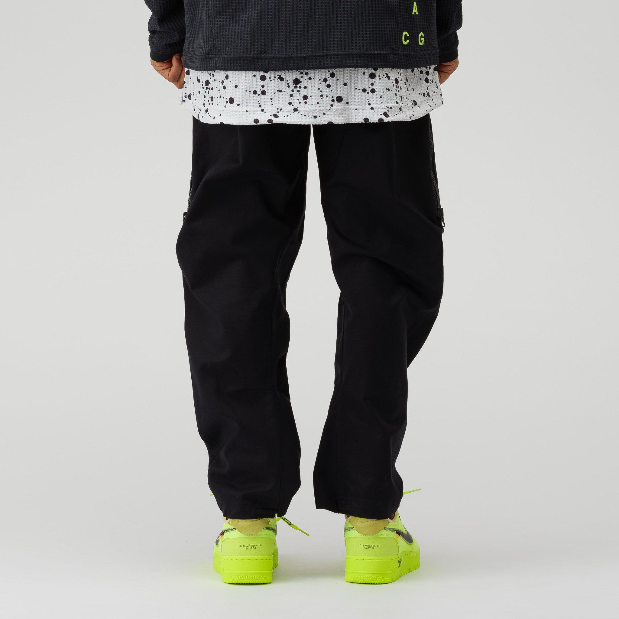 nike acg cargo trousers