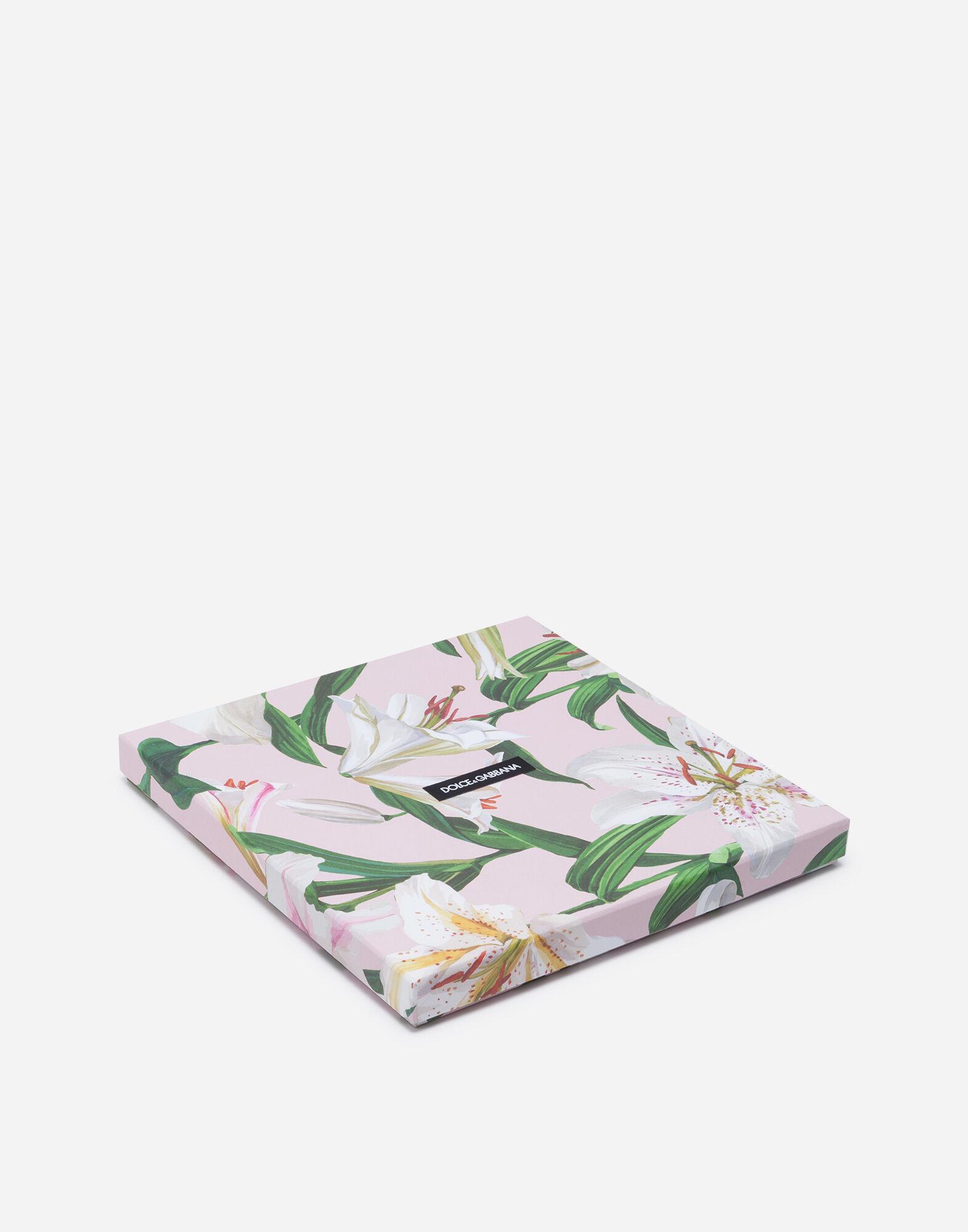 dolce and gabbana lily print