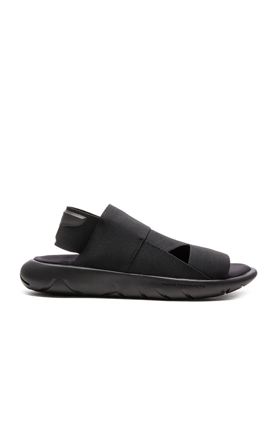 qasa sandals