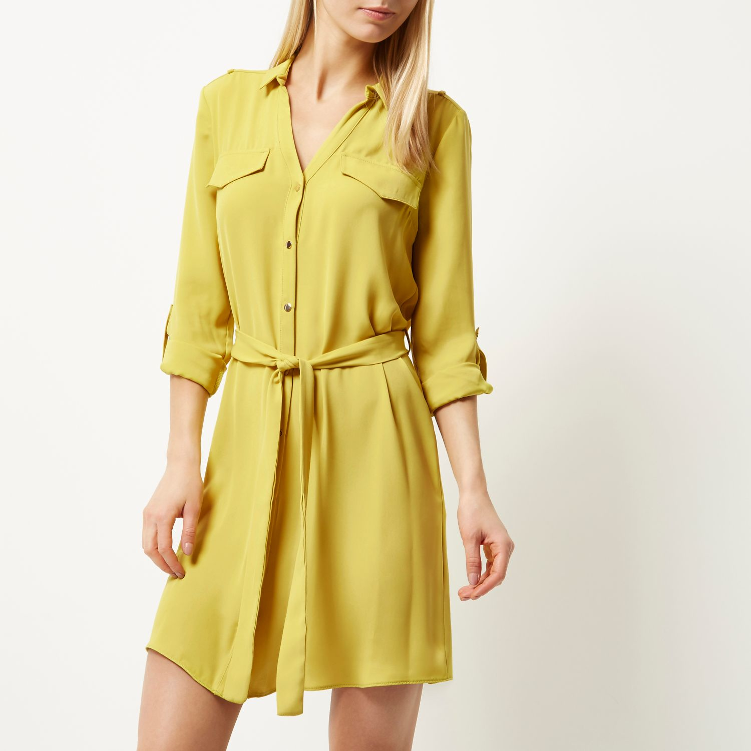 yellow shirt outfit women's