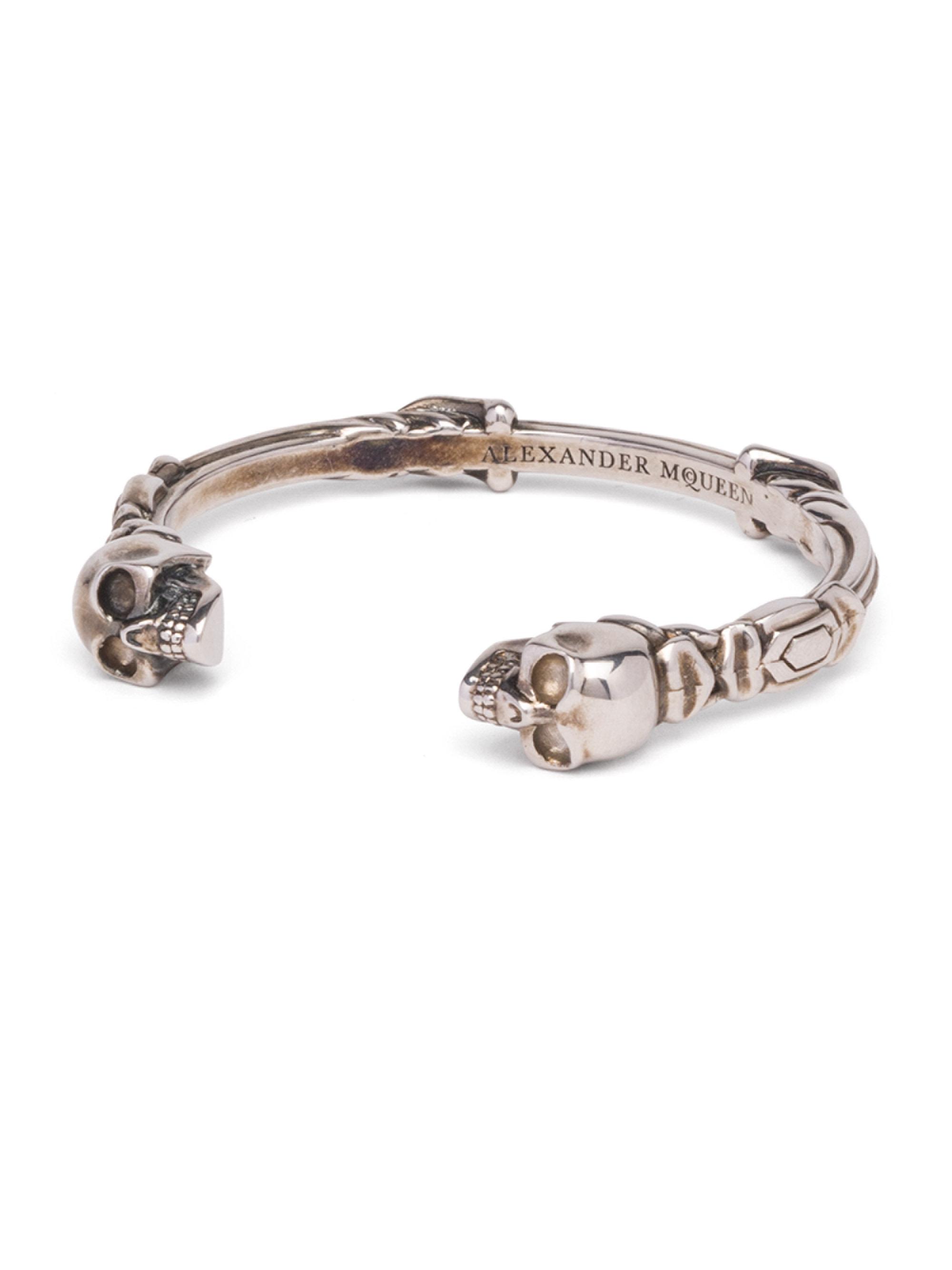 Alexander Mcqueen Twin Textured Skull Antique Silver Bracelet In Alexander Mcqueen