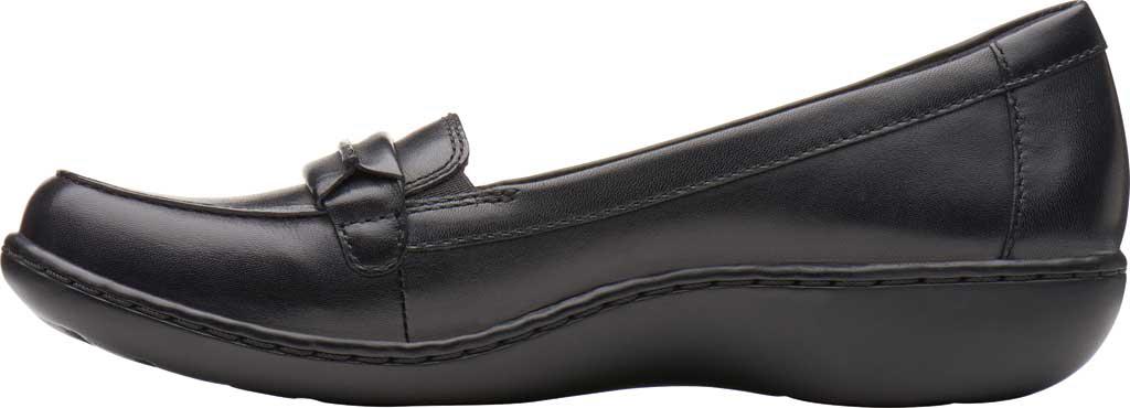 clarks women's ashland lily loafer