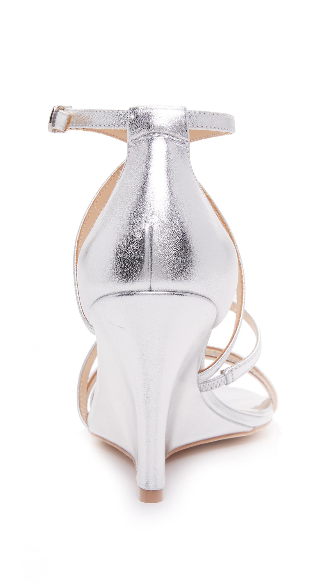 badgley mischka silver wedges