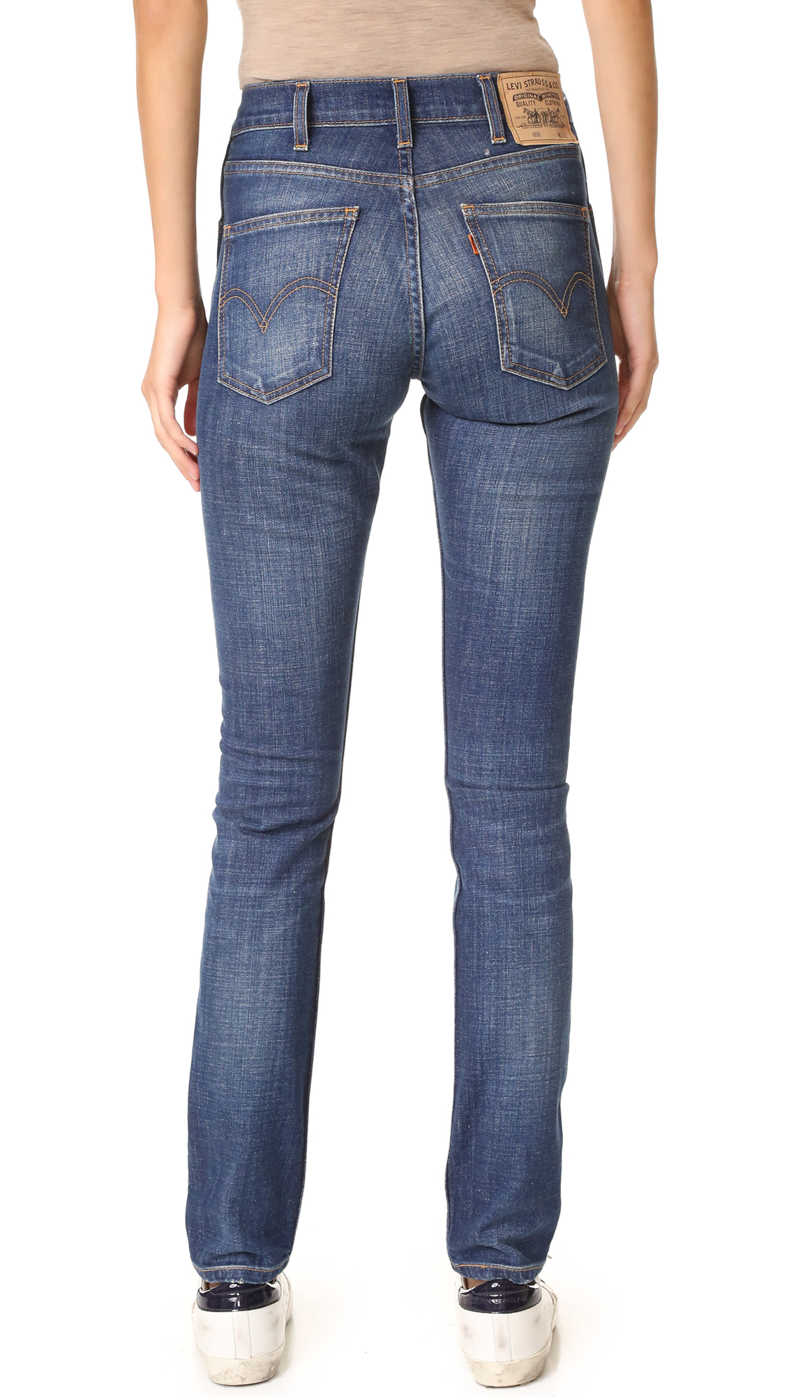 levi's dark blue jeans women's