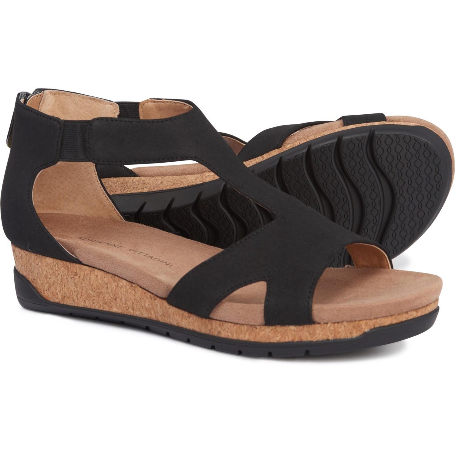 adrienne vittadini wedge sandals