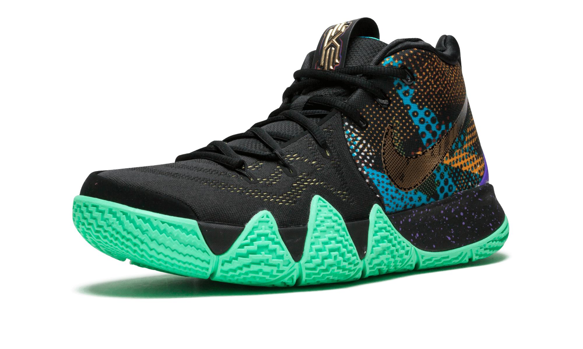 Nike Kyrie 4 Mamba in Black - Lyst