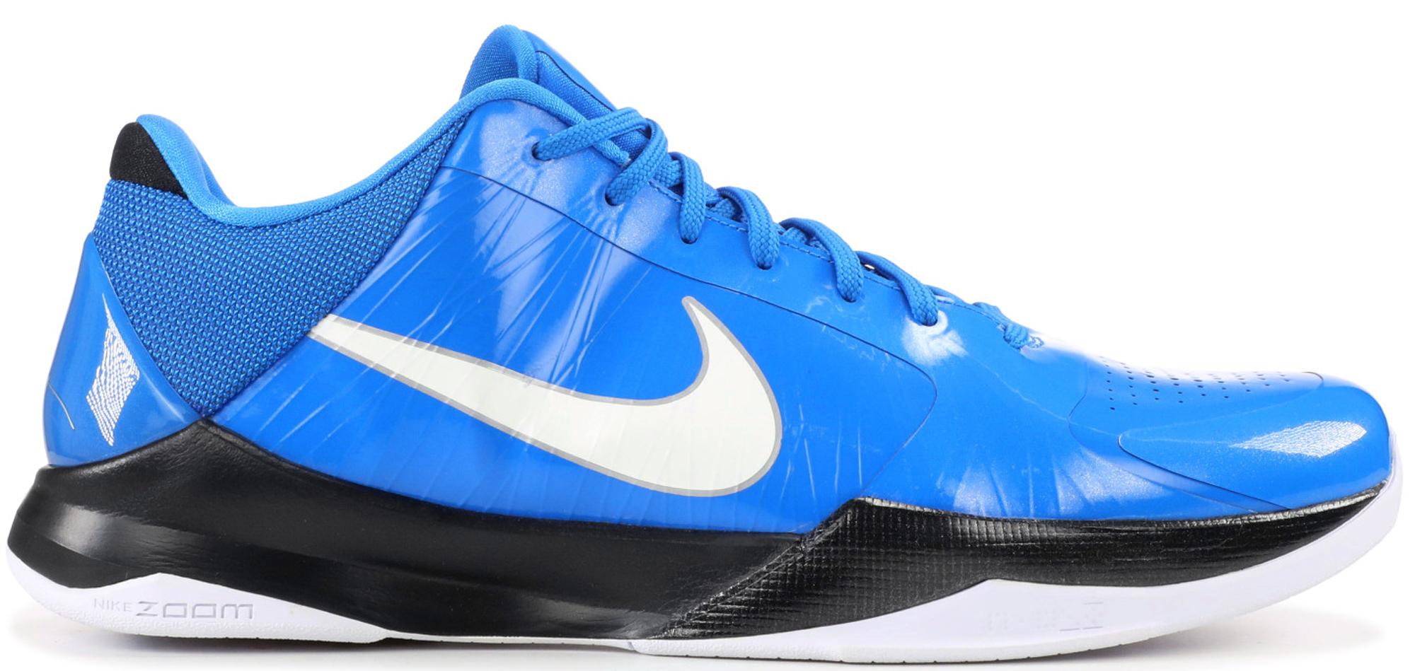 kobe bryant shoes blue