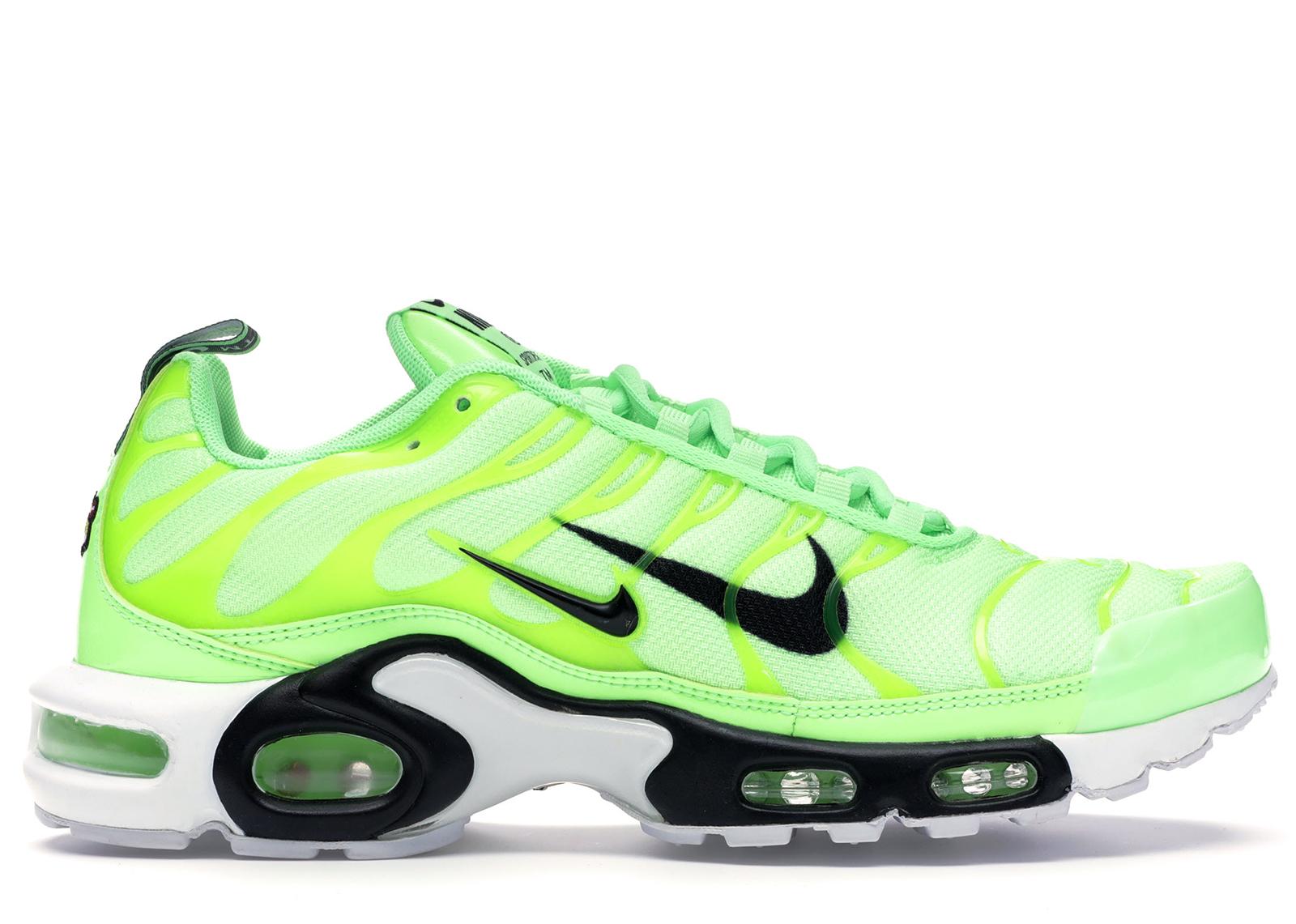 Nike Air Max Plus Overbranding Lime Blast in Green for Men - Lyst