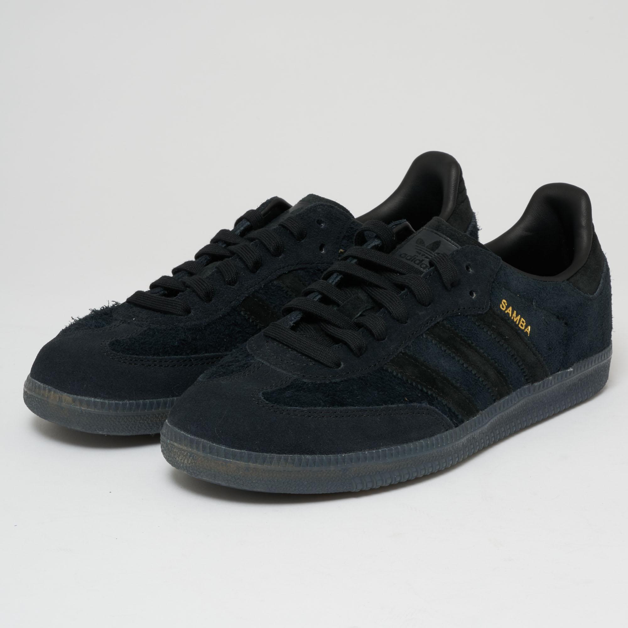 mens grey gazelle trainers