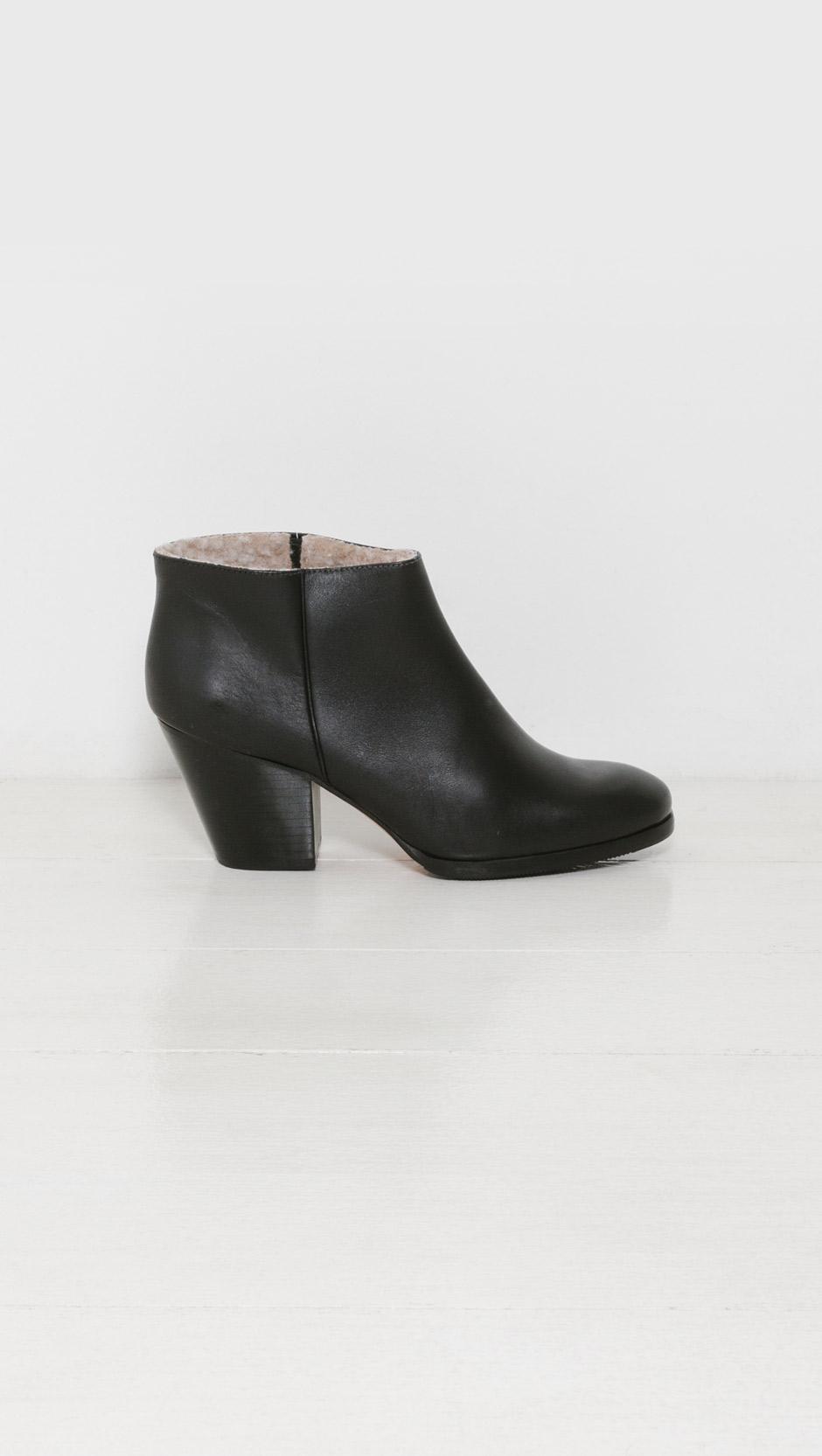 Rachel Comey Wooden Heel Black Shoes Rachel Comey Wooden Heel Black Shoes