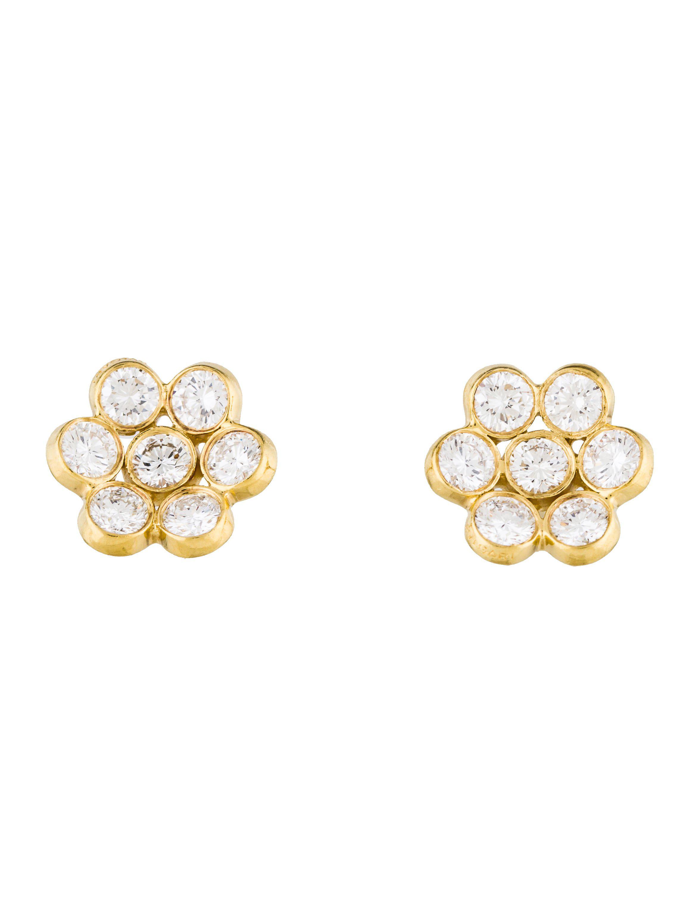Lyst Bvlgari 18k Diamond Fl Stud Earrings Yellow In Metallic Gallery