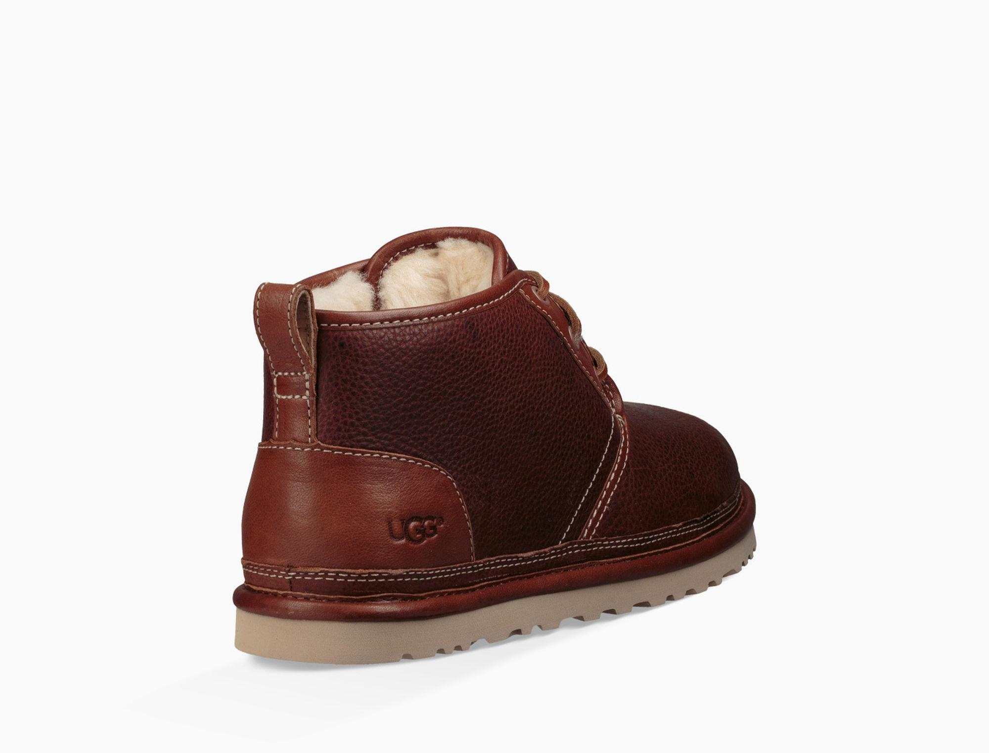 uggs with shoelaces