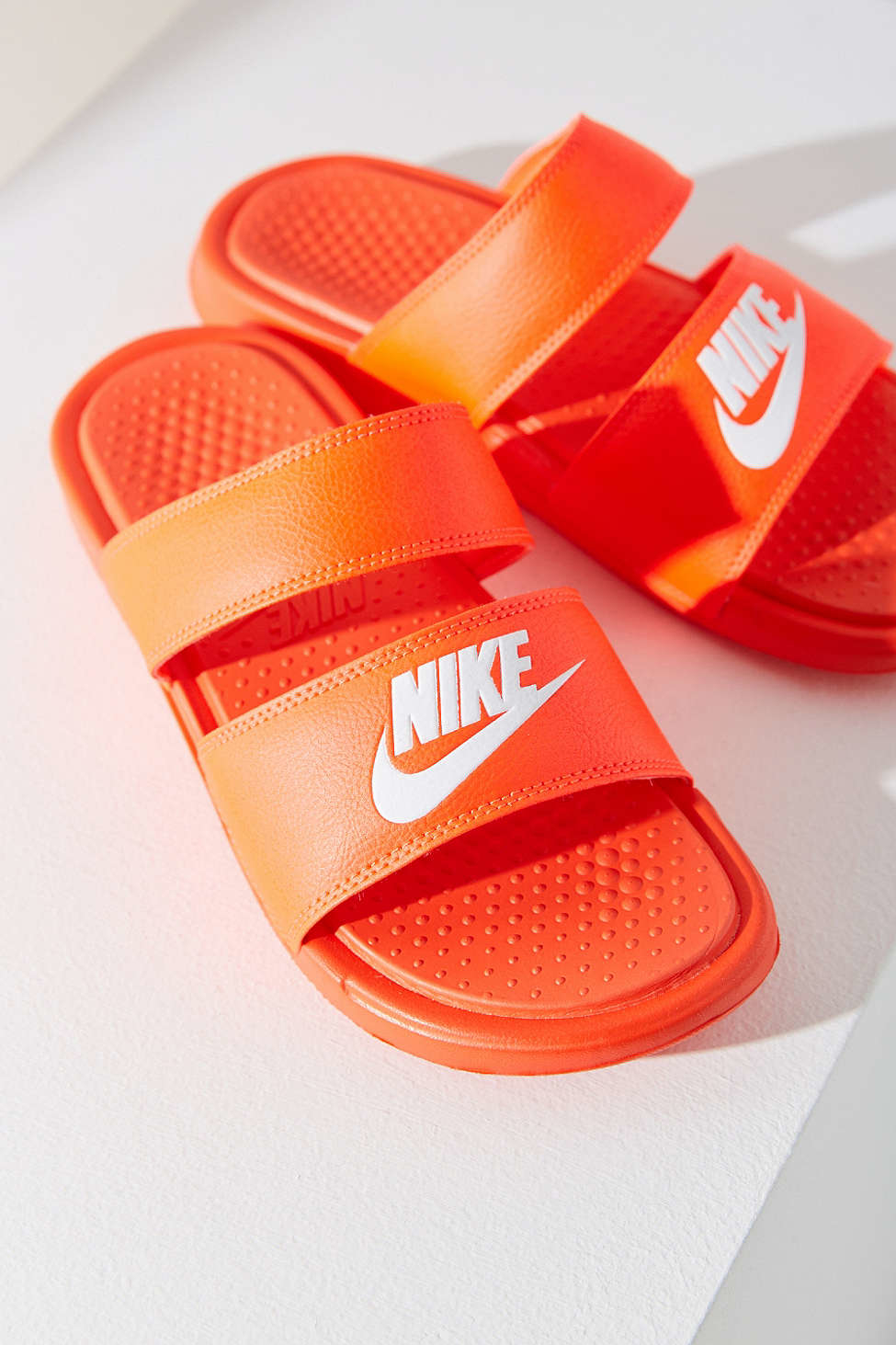 nike benassi slides tortoise