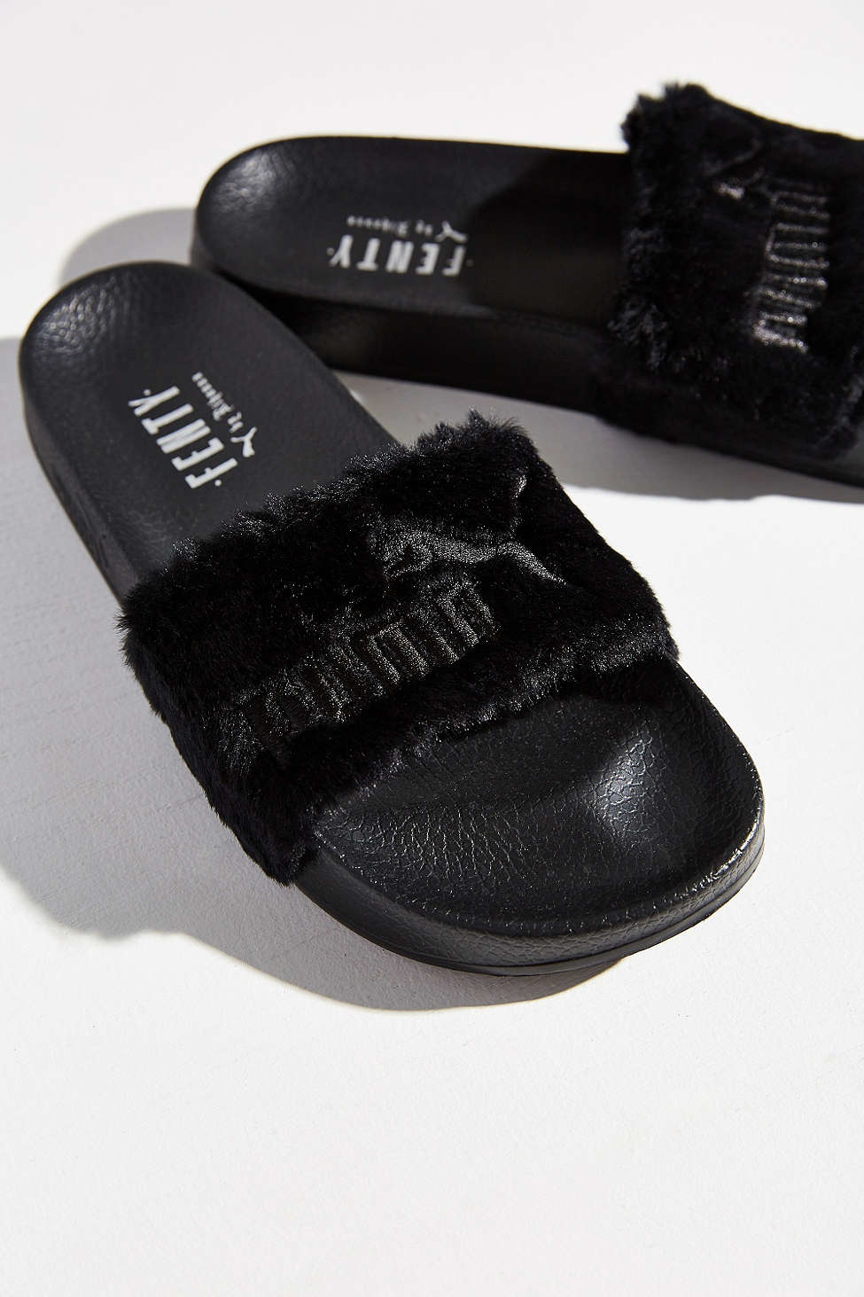 rihanna furry slides