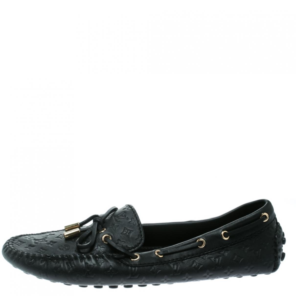 Louis Vuitton Leather Flats in Black - Lyst
