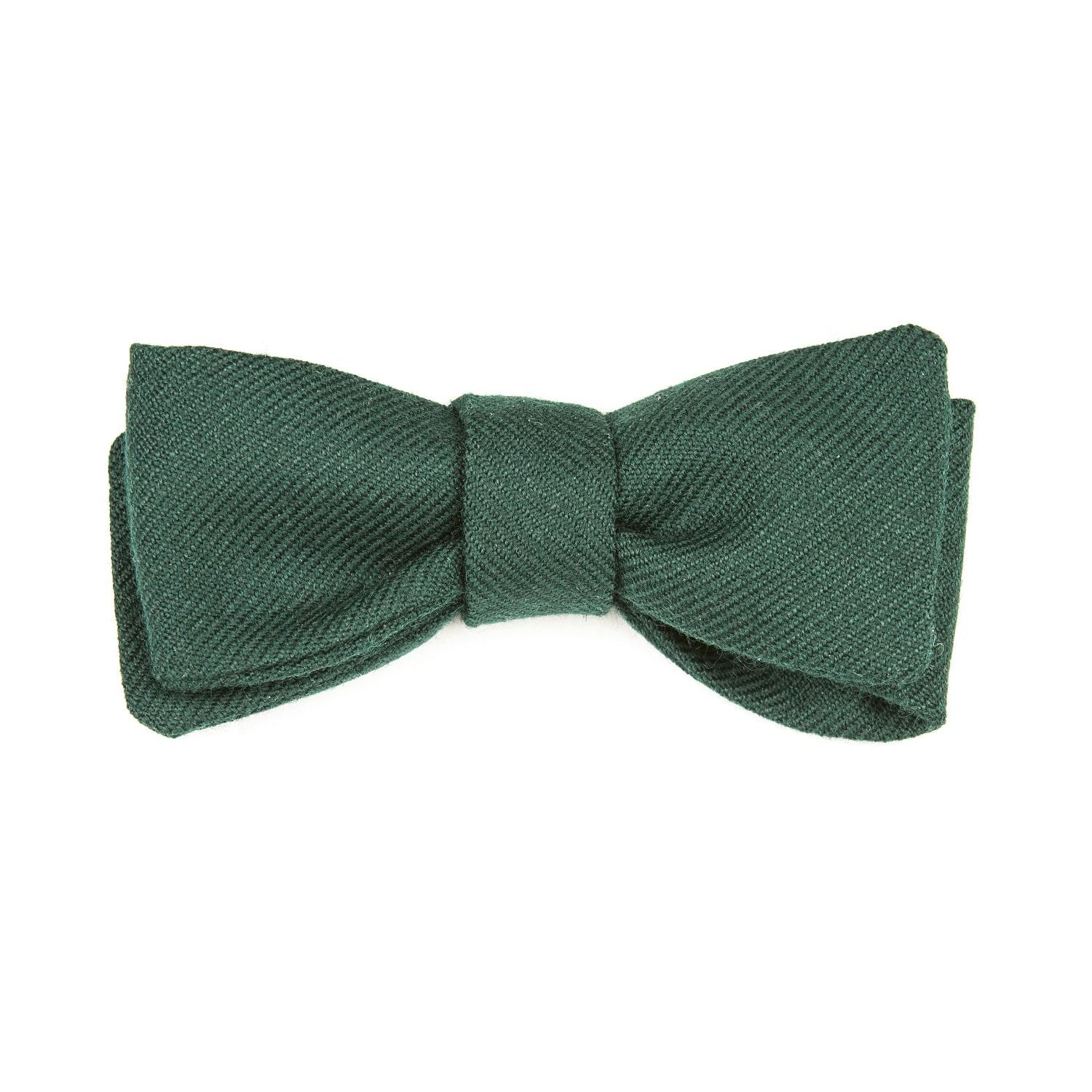 Lyst - Robinson & Dapper Straight Racing Green Bow Tie in Green for Men