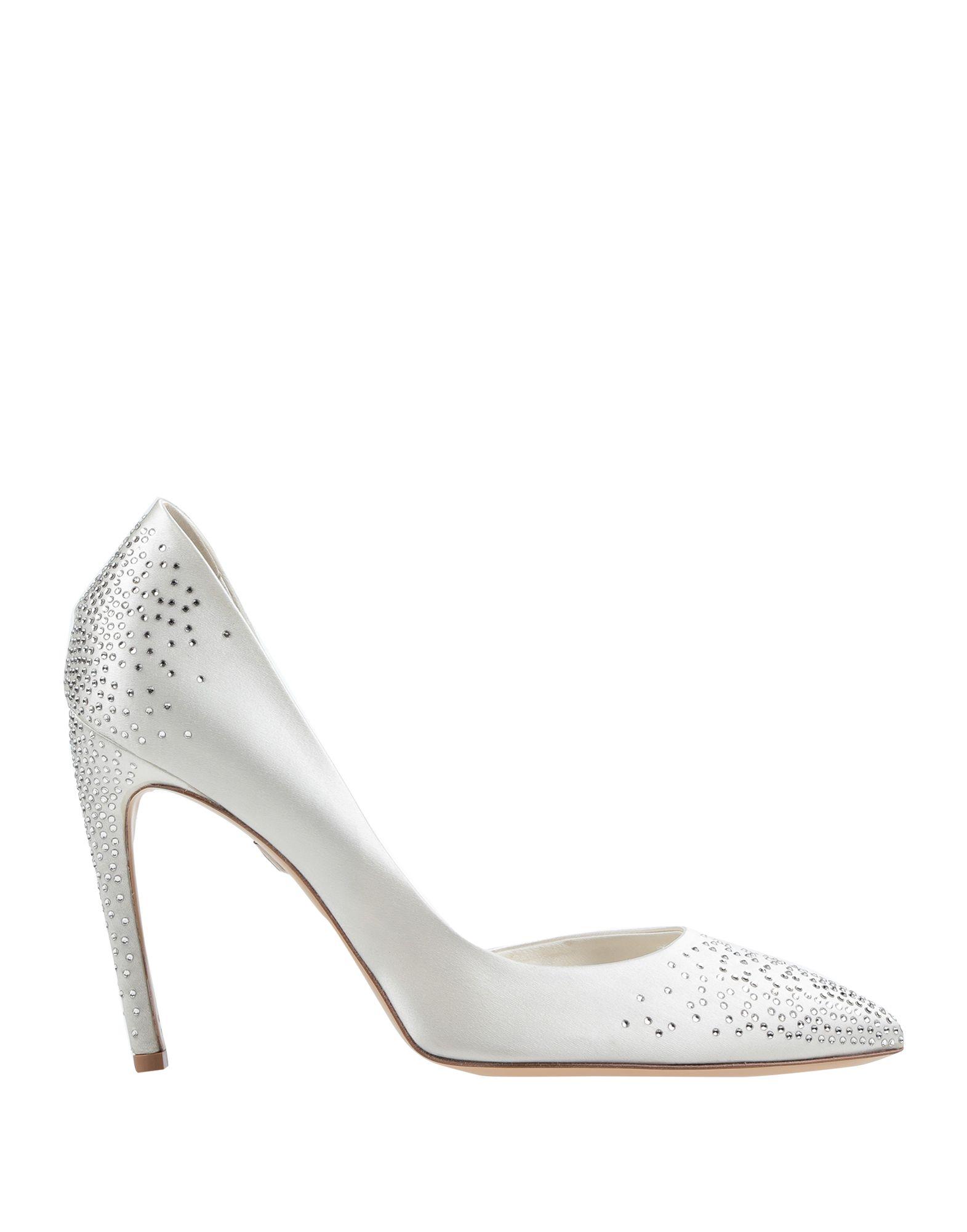 roger vivier white pump