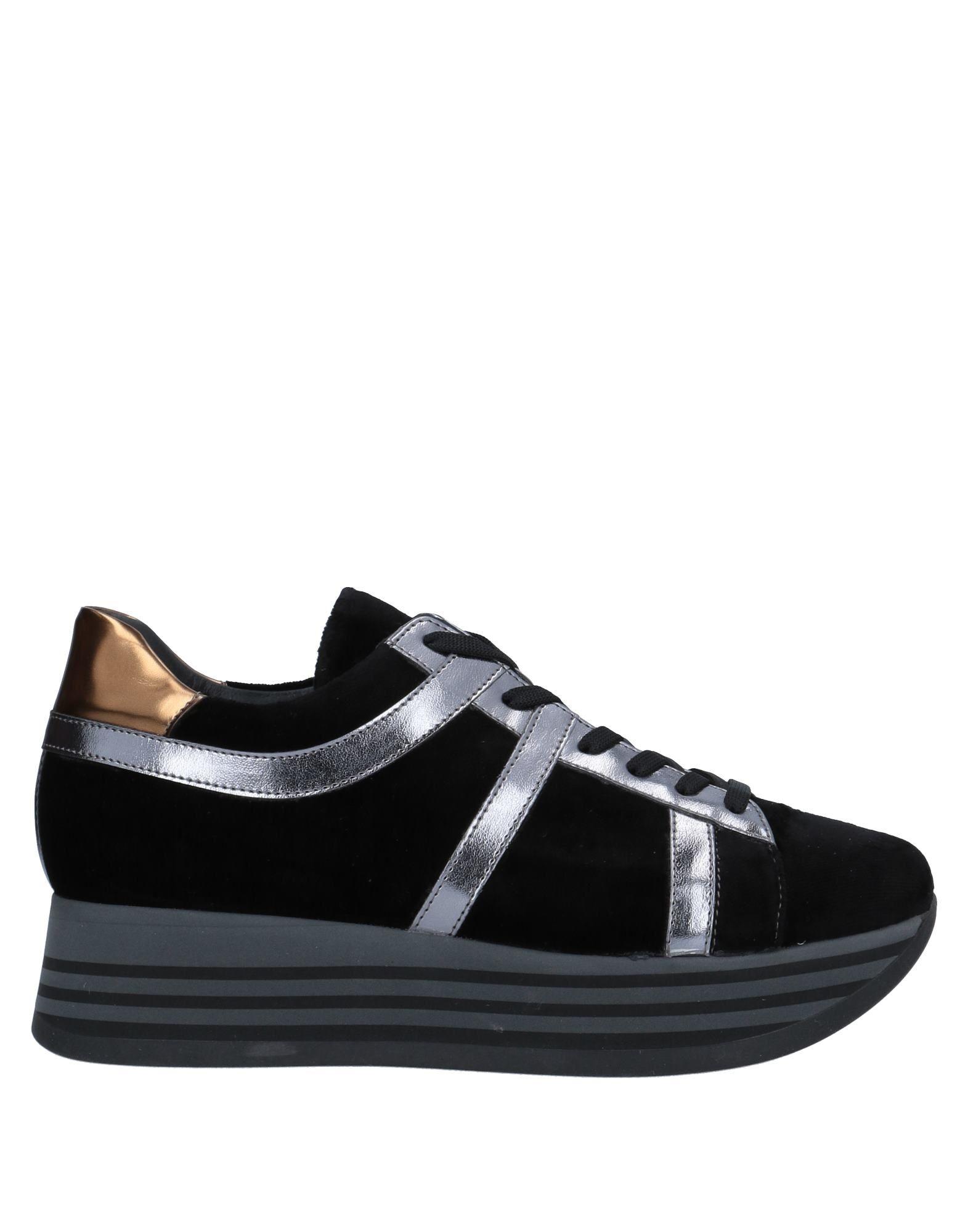 F.lli Bruglia Velvet Low-tops & Sneakers in Black - Lyst