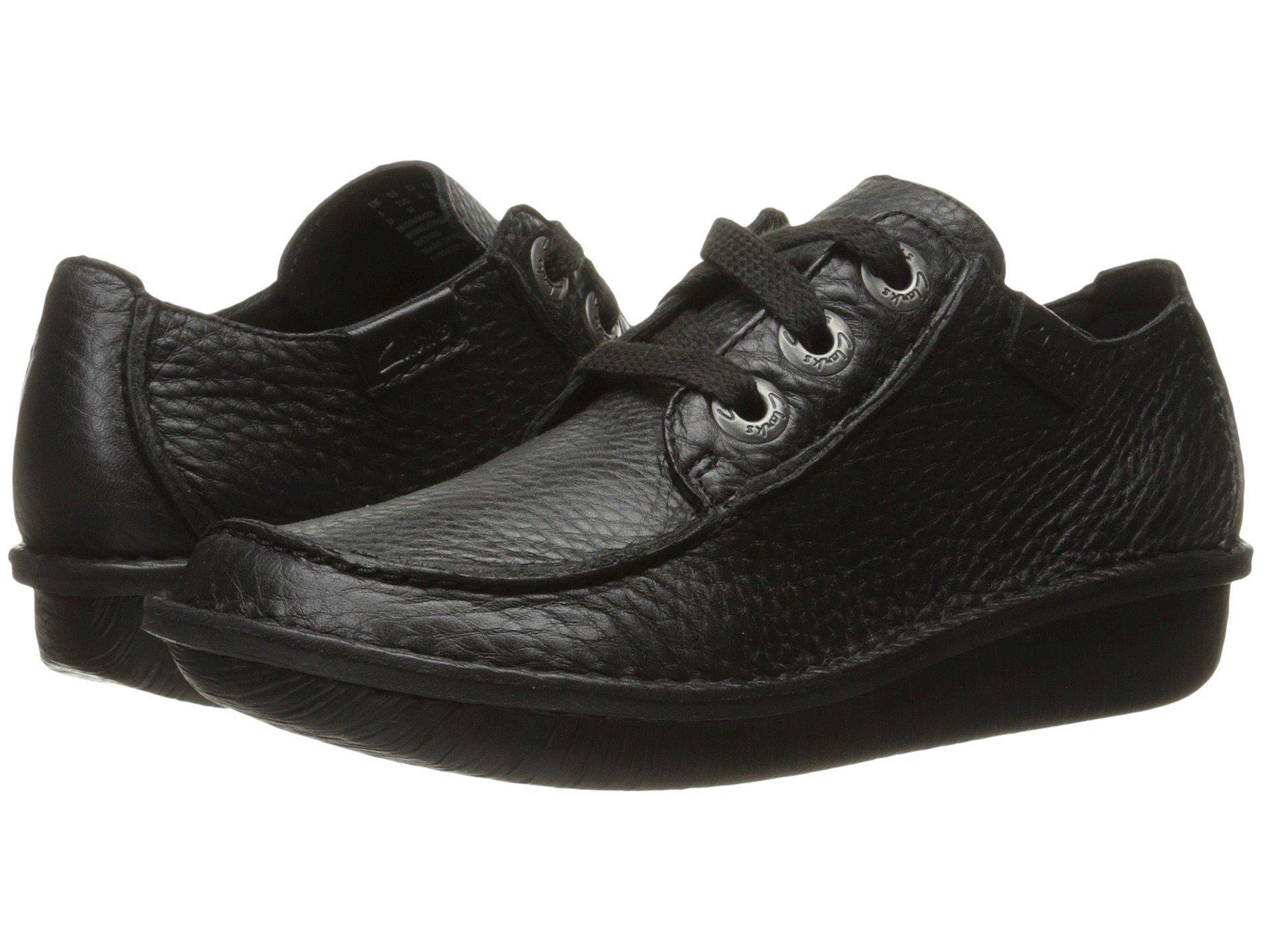 clarks funny dream brown