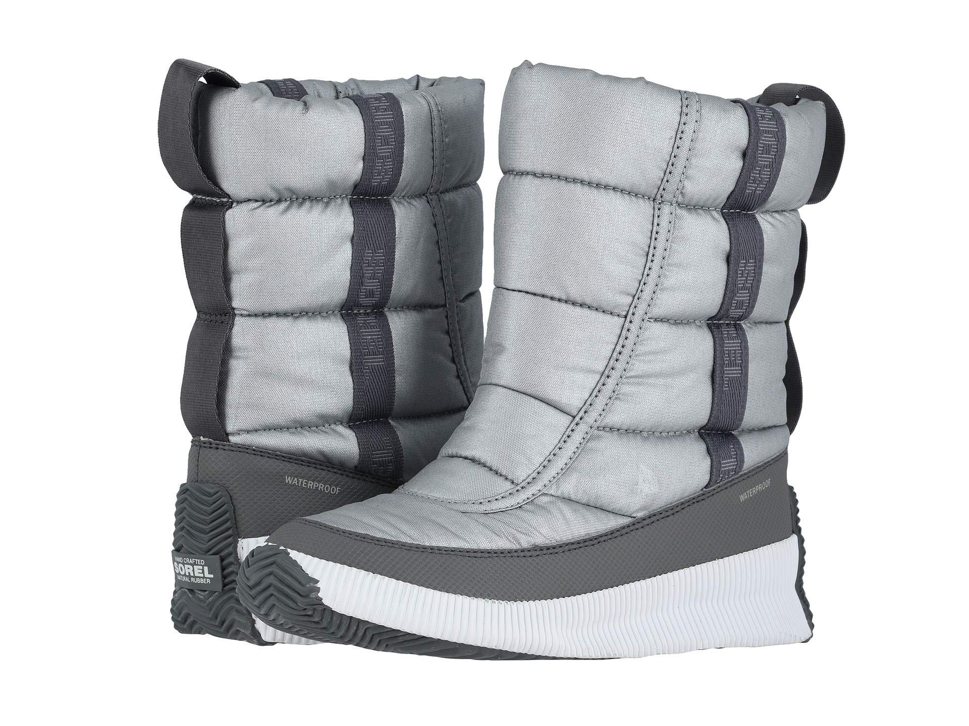 sorel mid puffy boot