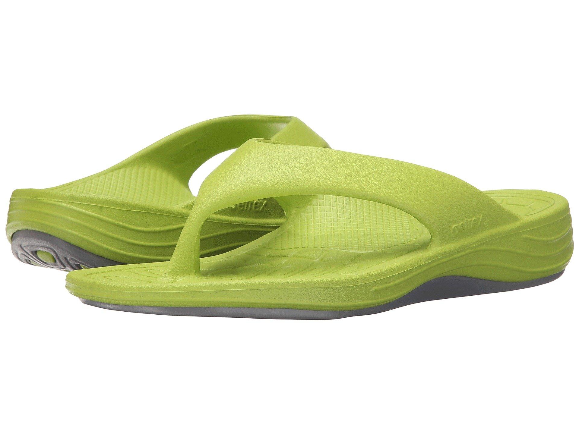 aetrex lynco slippers
