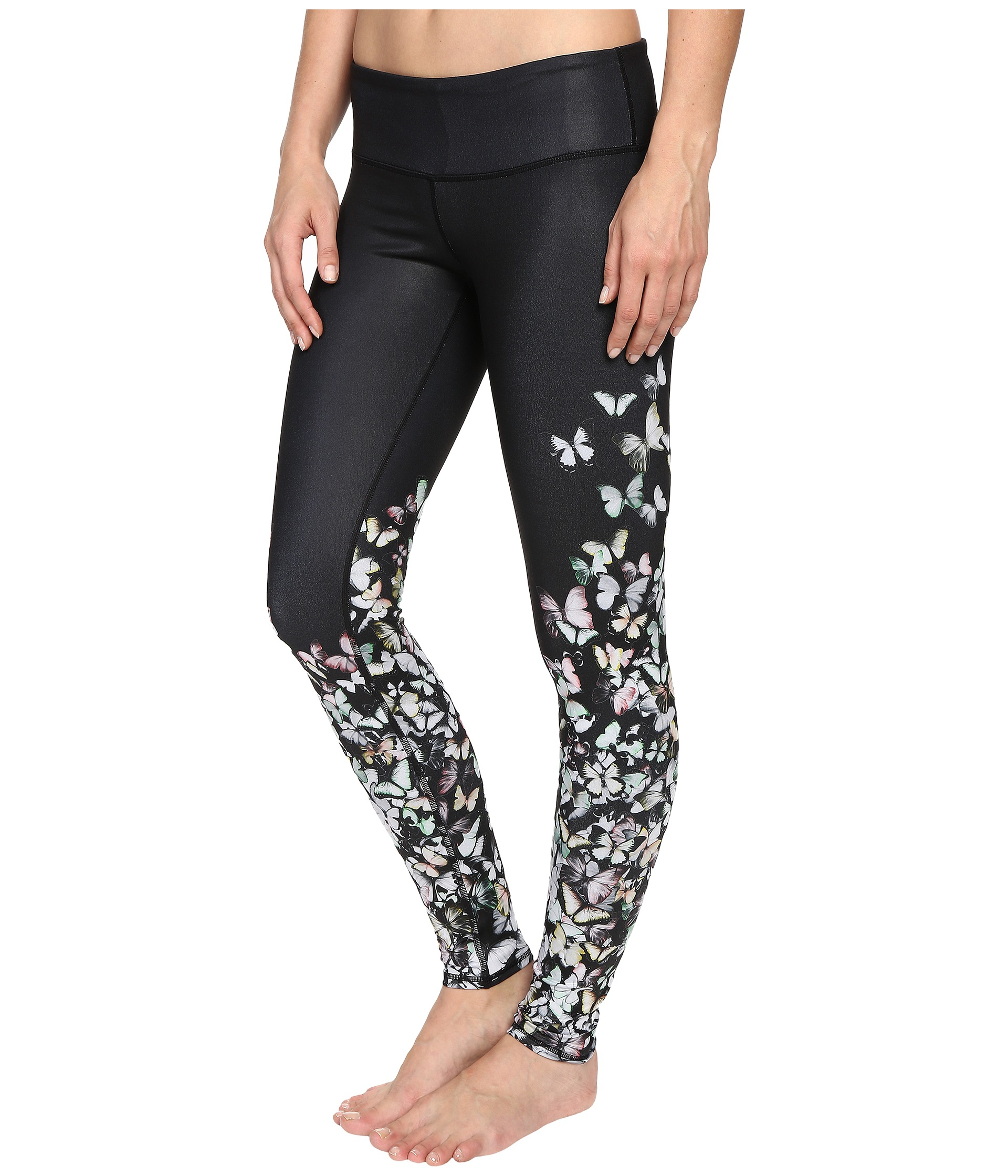 Alo yoga Butterfly Leggings in Black | Lyst