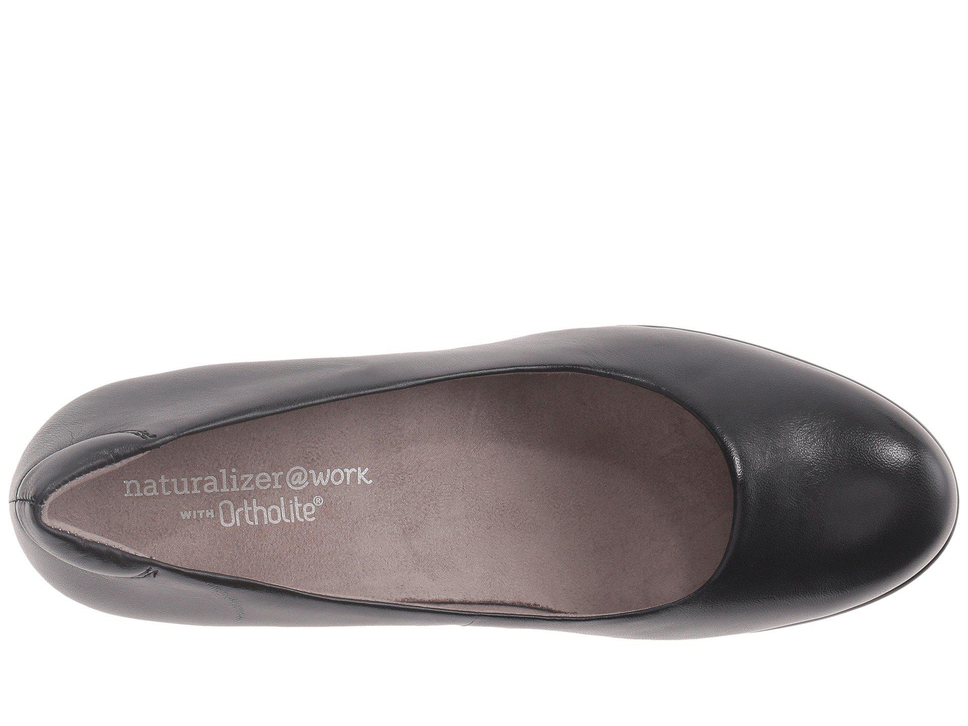 naturalizer work heels